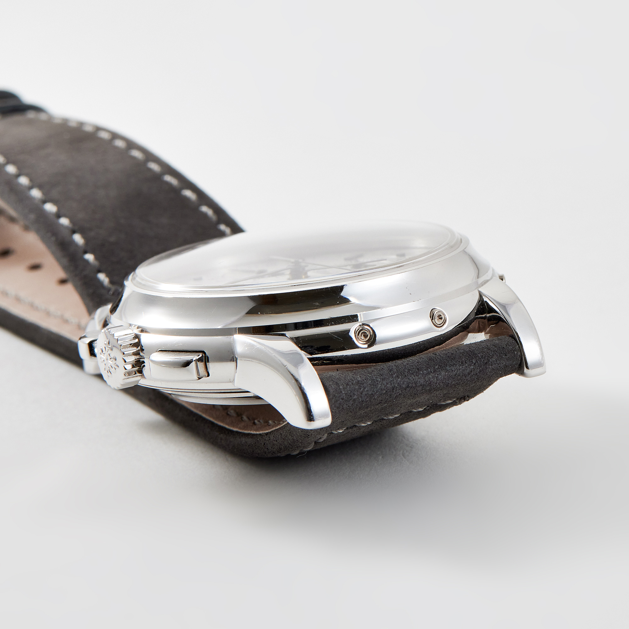 Perpetual Calendar Chronograph White Gold Silver Dial 40mm Product Image 11