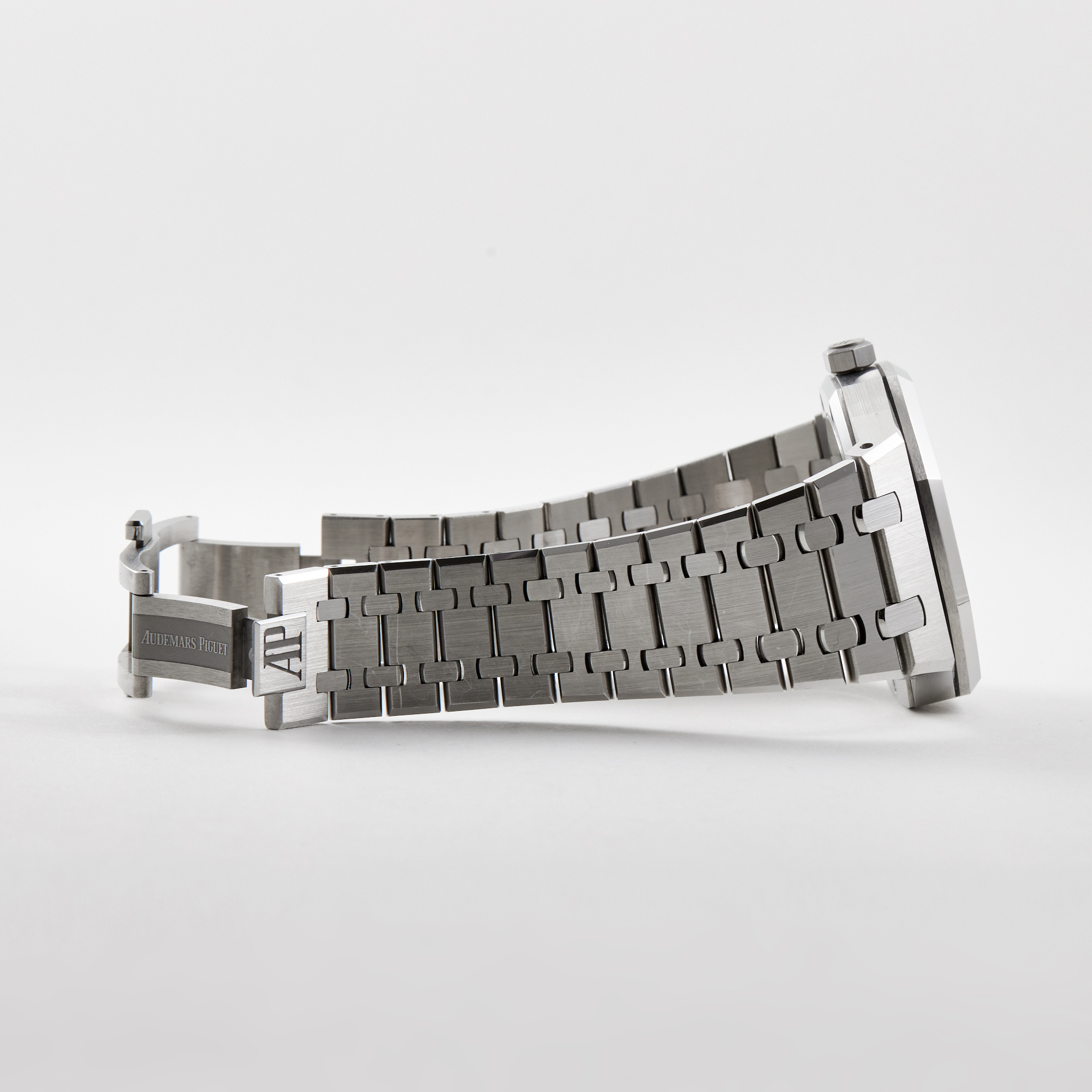 Royal Oak Flying Tourbillon "50th Anniversary" Openworked 41mm Product Image 7