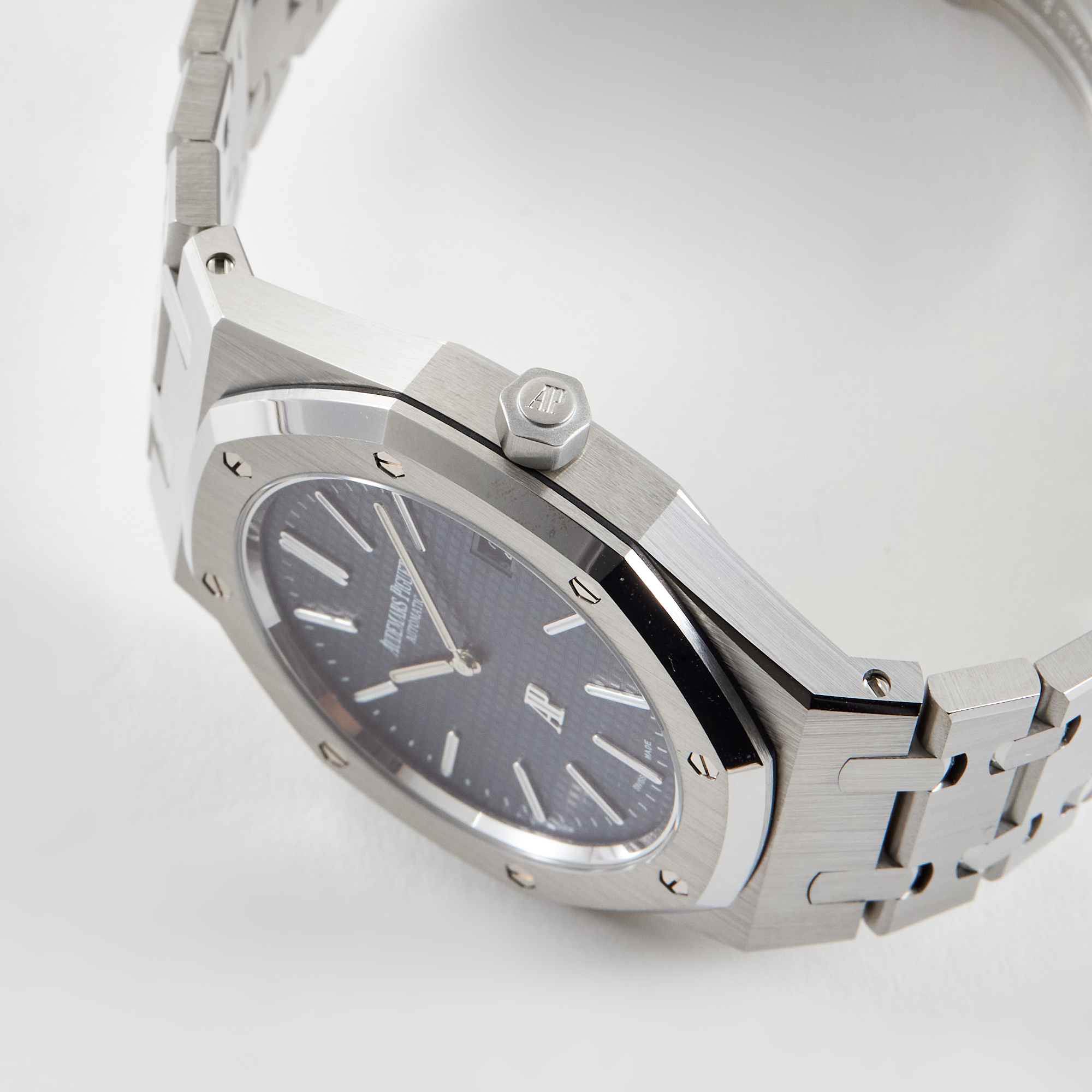 Royal Oak "Jumbo" Extra-Thin "50th Anniversary" Steel Blue Dial 39mm Product Image 2