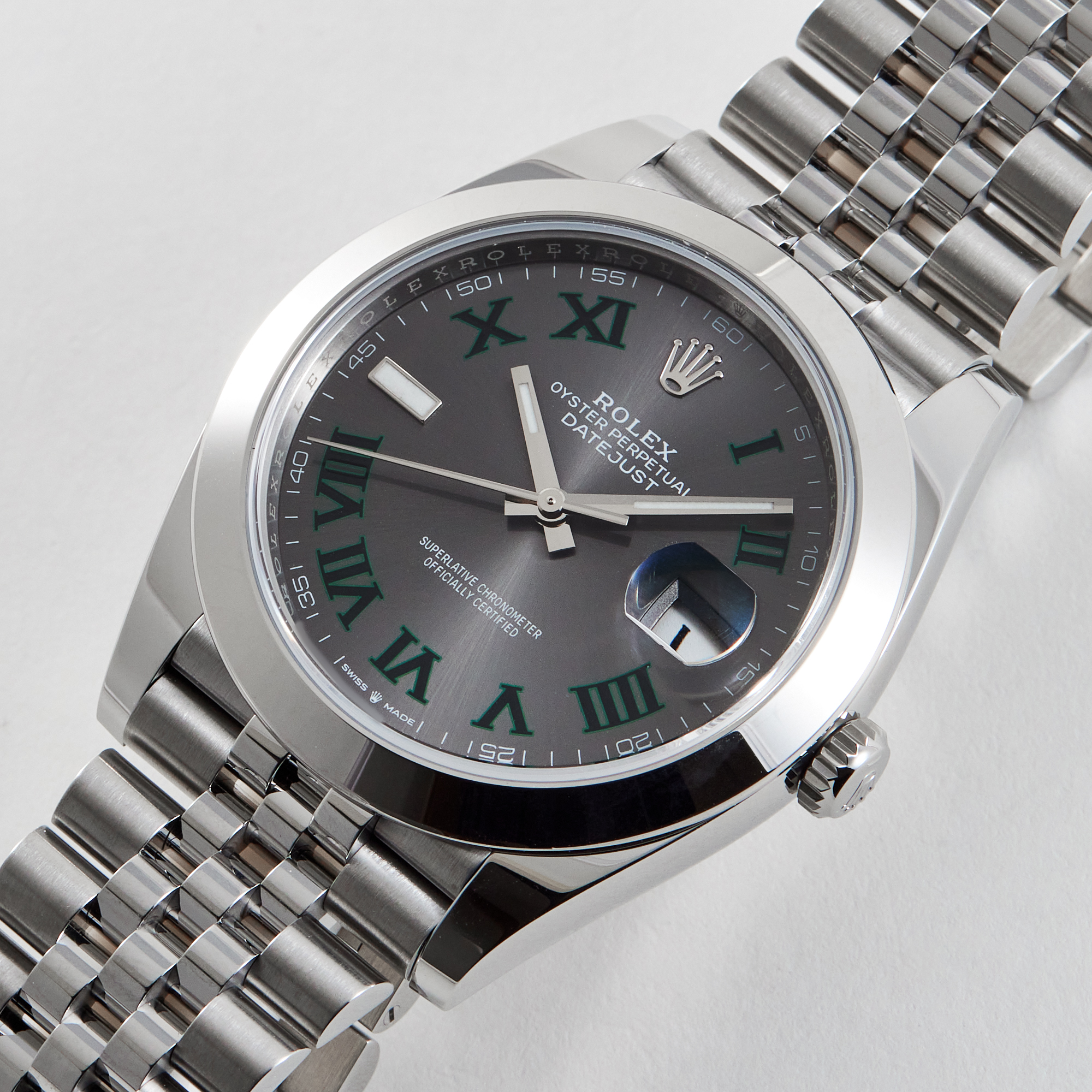 Datejust "Wimbledon" Steel Jubilee Grey Dial 41mm Product Image 1