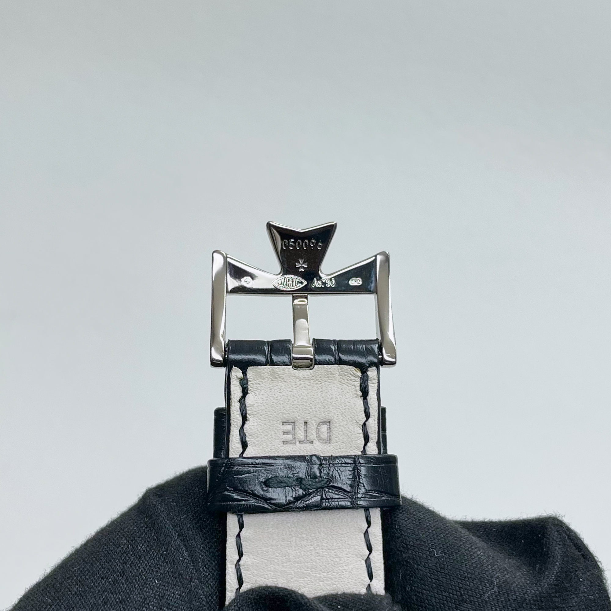 Patrimony Contemporaine White Gold Silver Dial 40mm Product Image 13