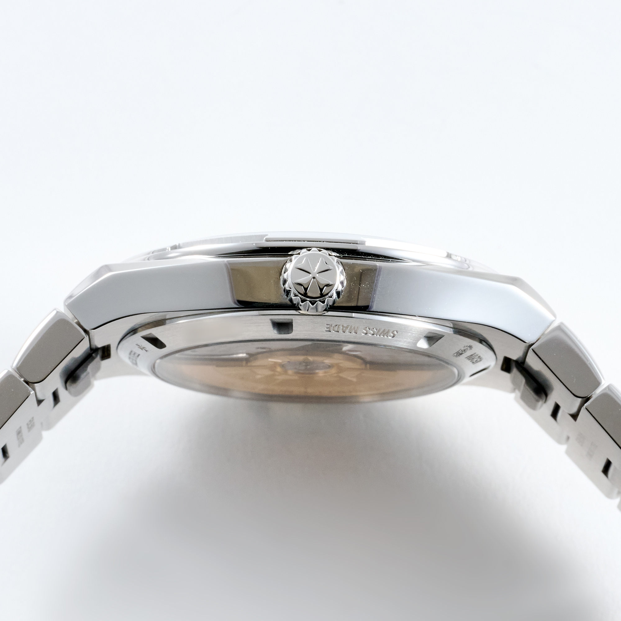 Overseas Date Steel Blue Dial 41mm Product Image 4