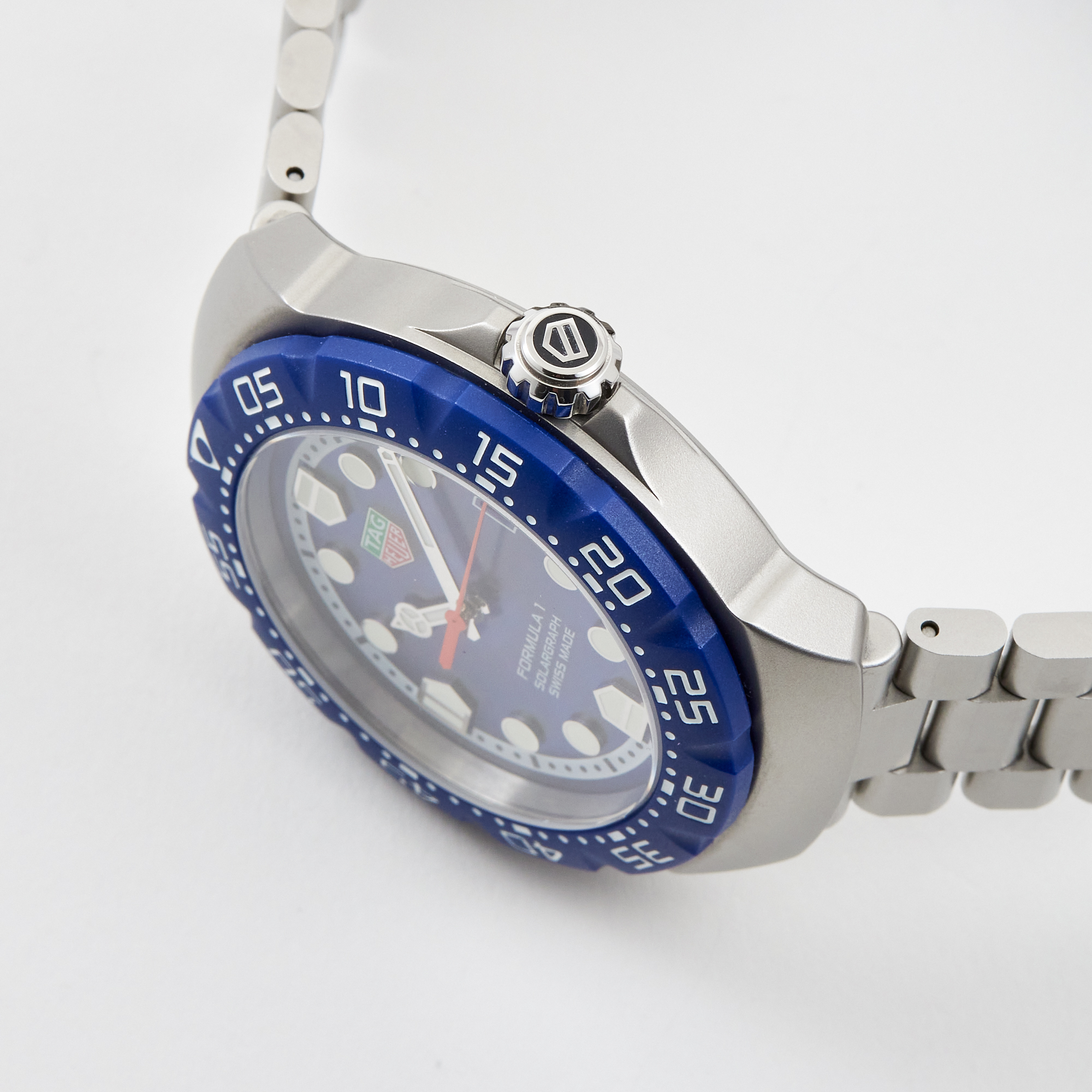Formula 1 Solargraph Steel Blue Dial 38mm Product Image 3