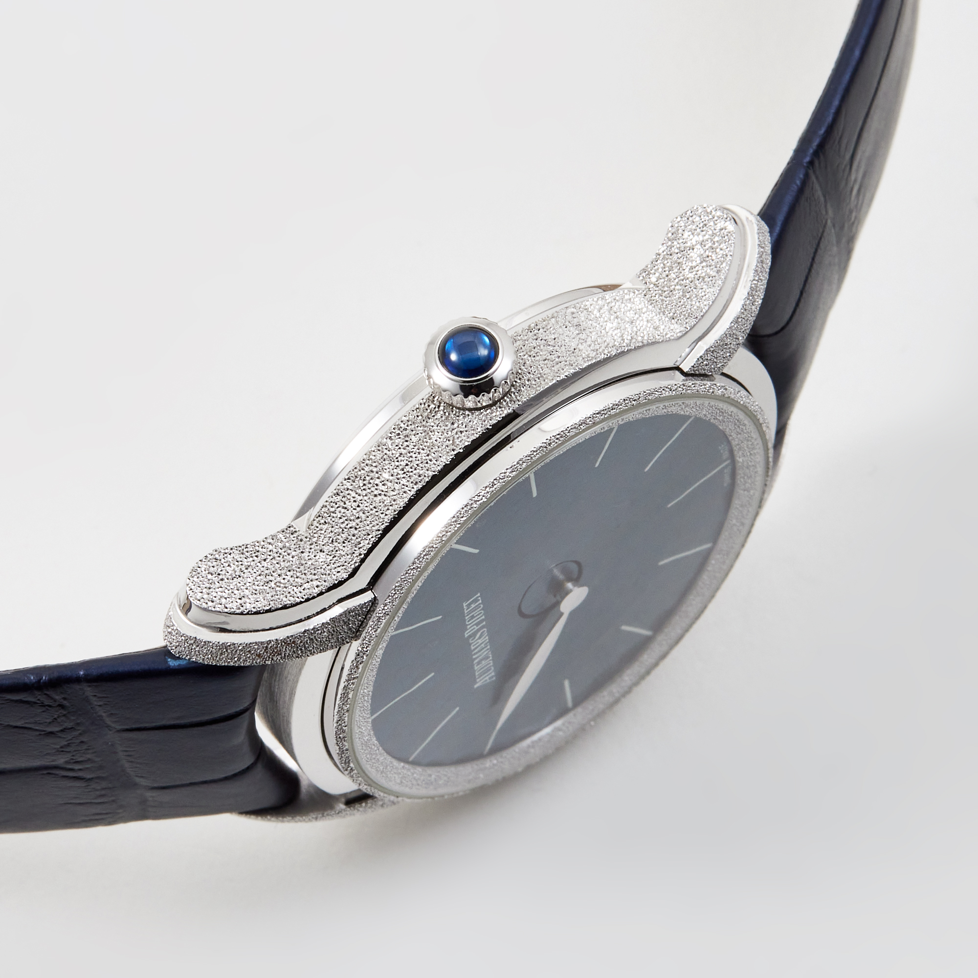 Millenary Philosophique Frosted White Gold Blue Dial 40mm Product Image 4