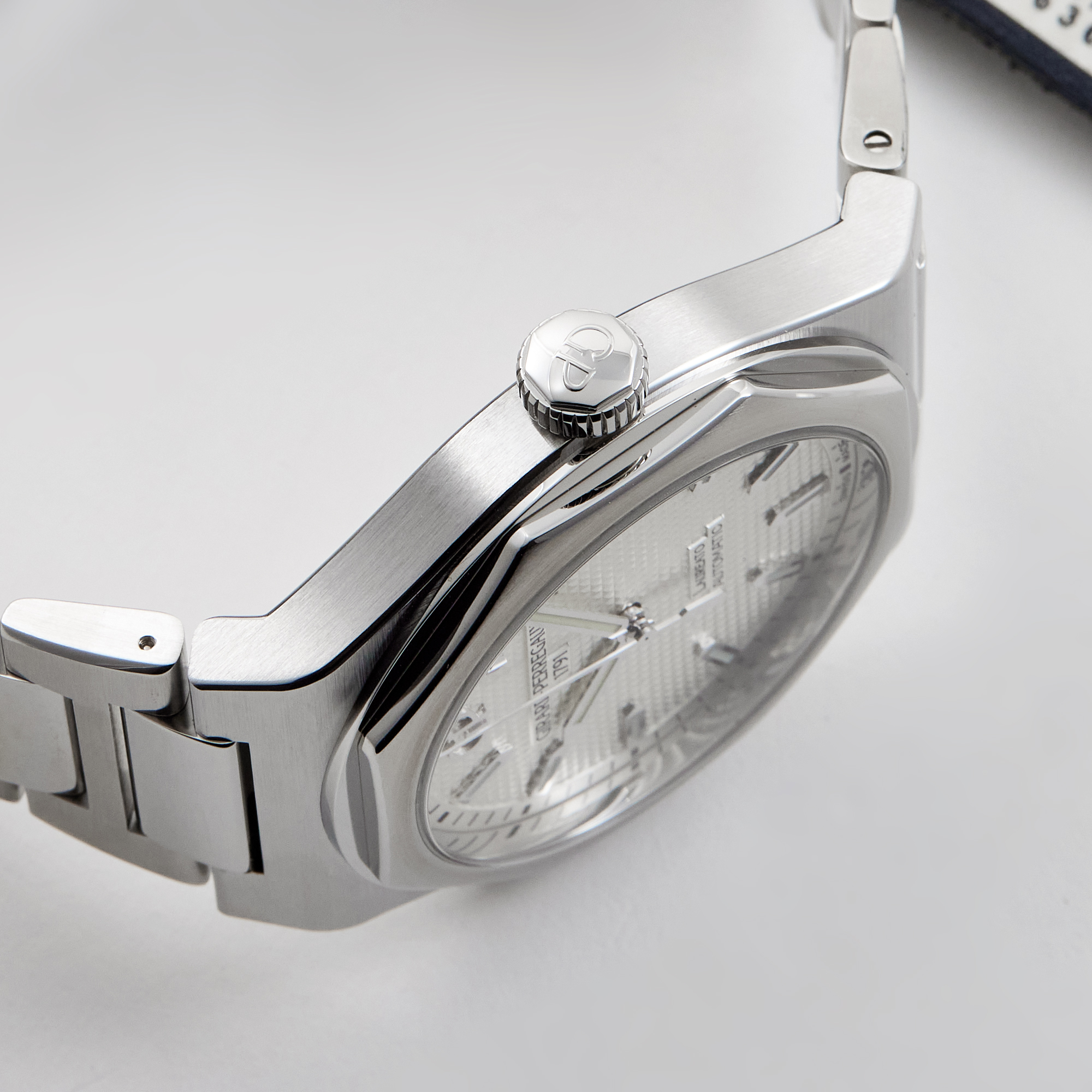Laureato Steel Silver Dial 42mm Product Image 3