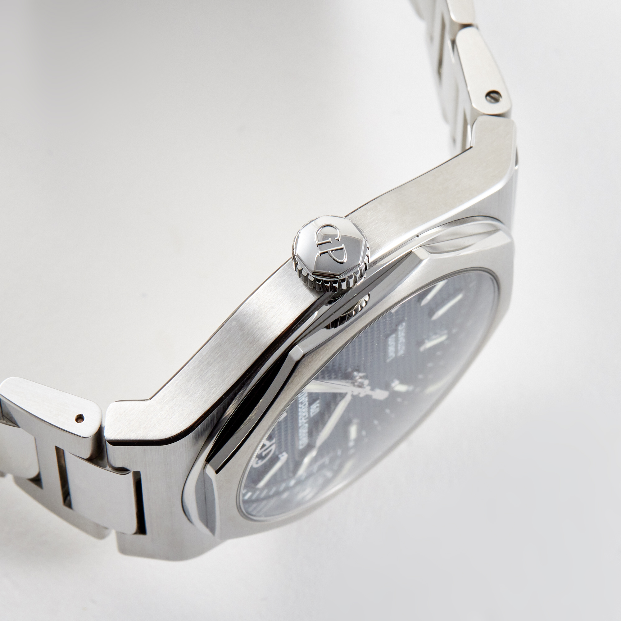 Laureato Steel Blue Dial 42mm Product Image 4