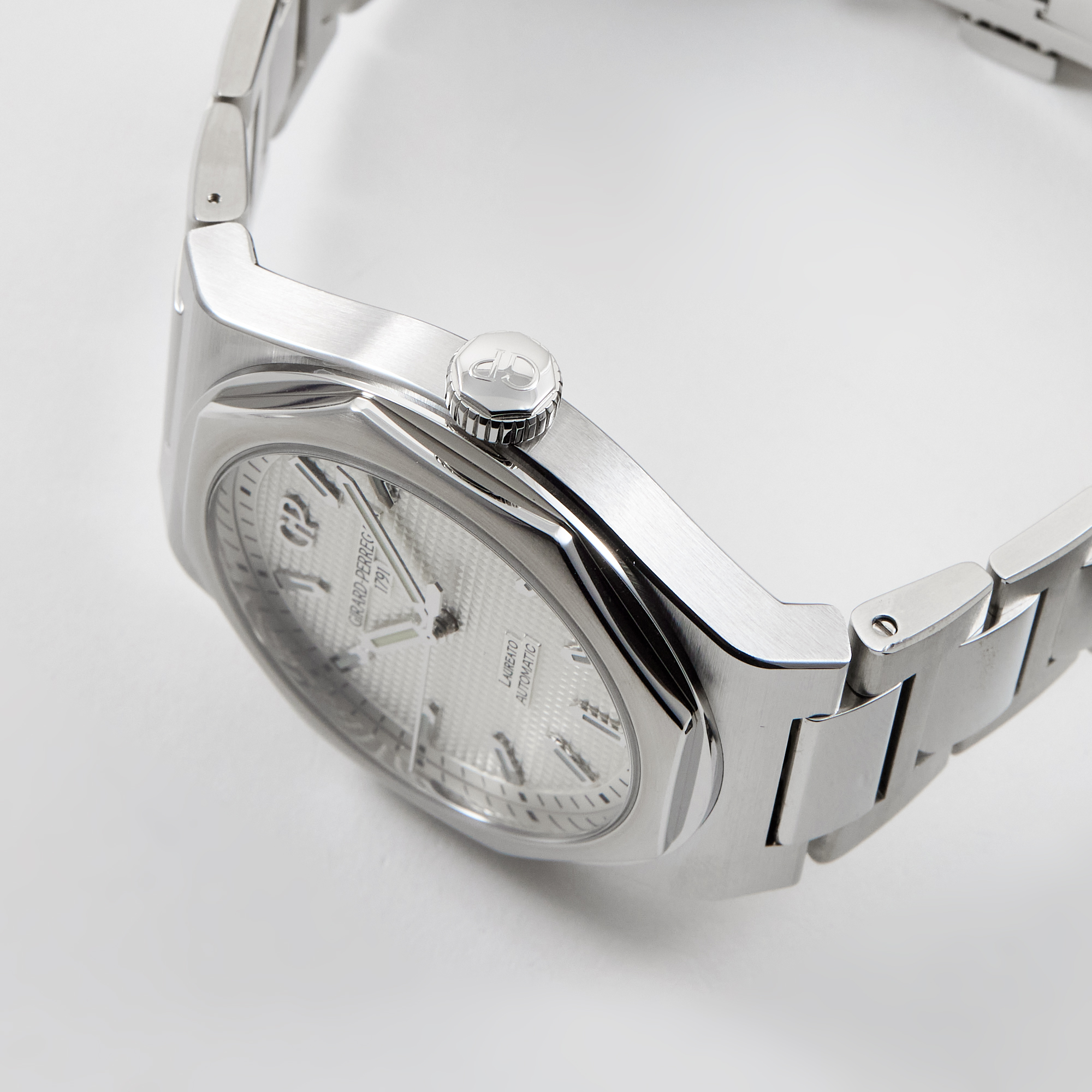 Laureato Steel Silver Dial 42mm Product Image 2