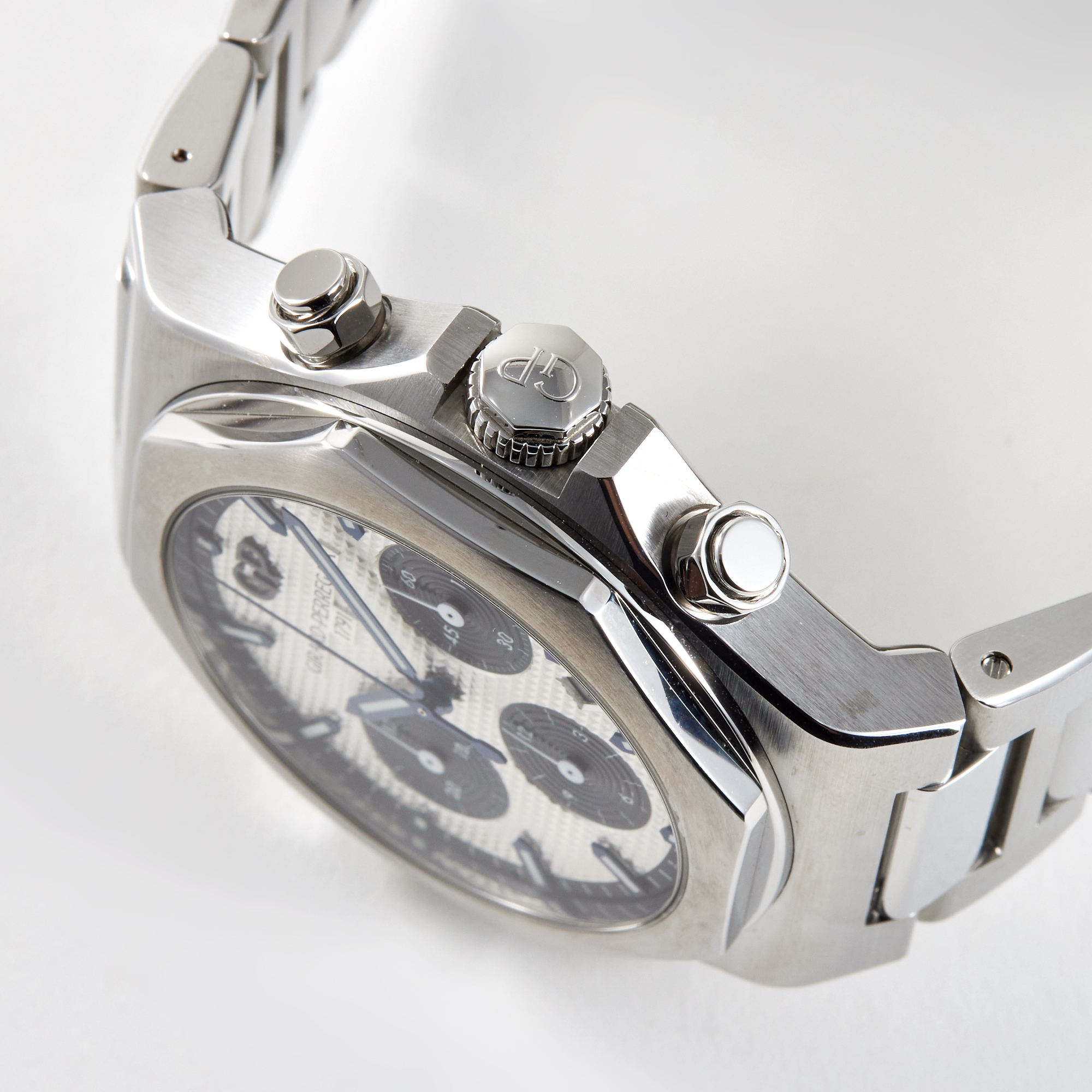 Laureato Chronograph Steel Silver Dial 42mm Product Image 3