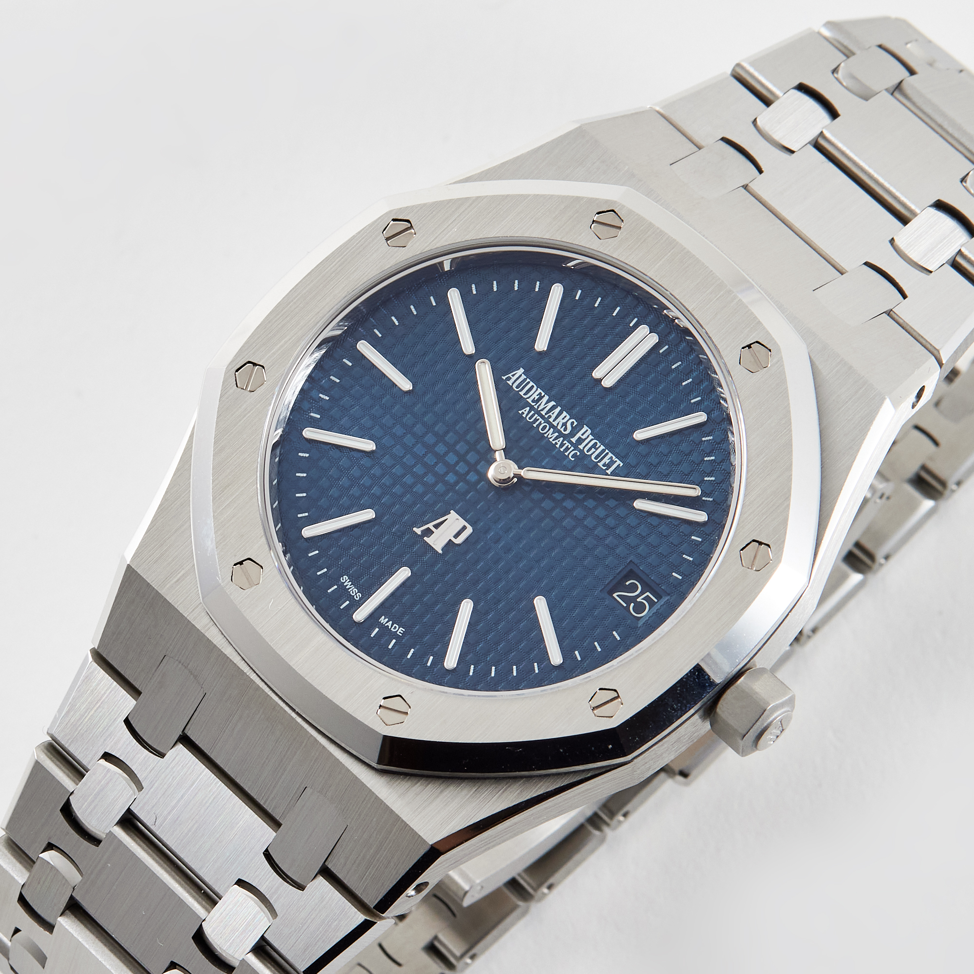 Royal Oak "Jumbo" Extra-Thin "50th Anniversary" Steel Blue Dial 39mm Product Image 1