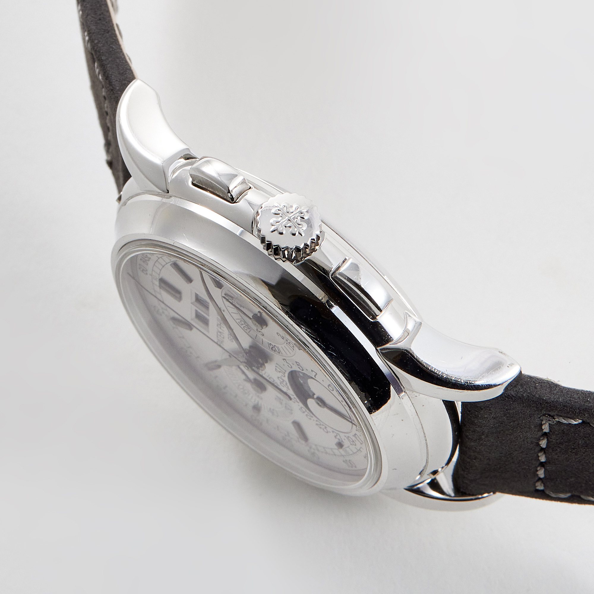 Perpetual Calendar Chronograph White Gold Silver Dial 40mm Product Image 3