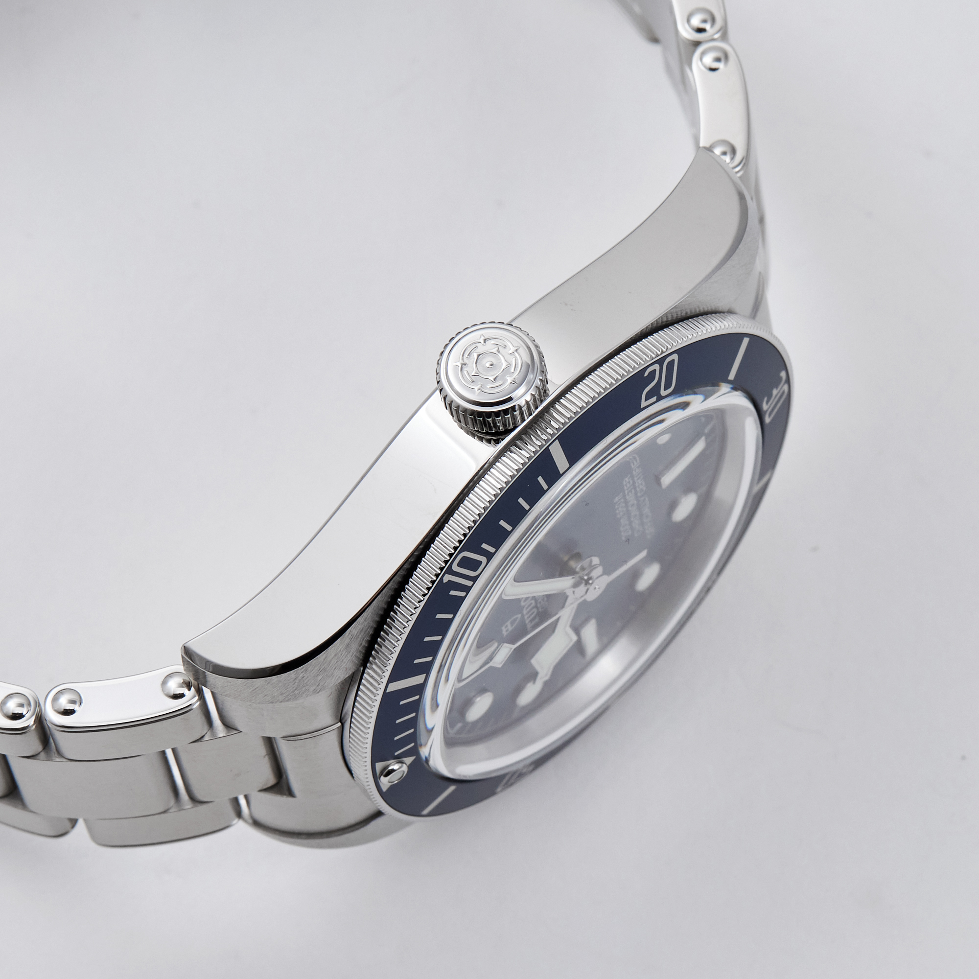 Black Bay 58 Steel Blue Dial 39mm Product Image 4
