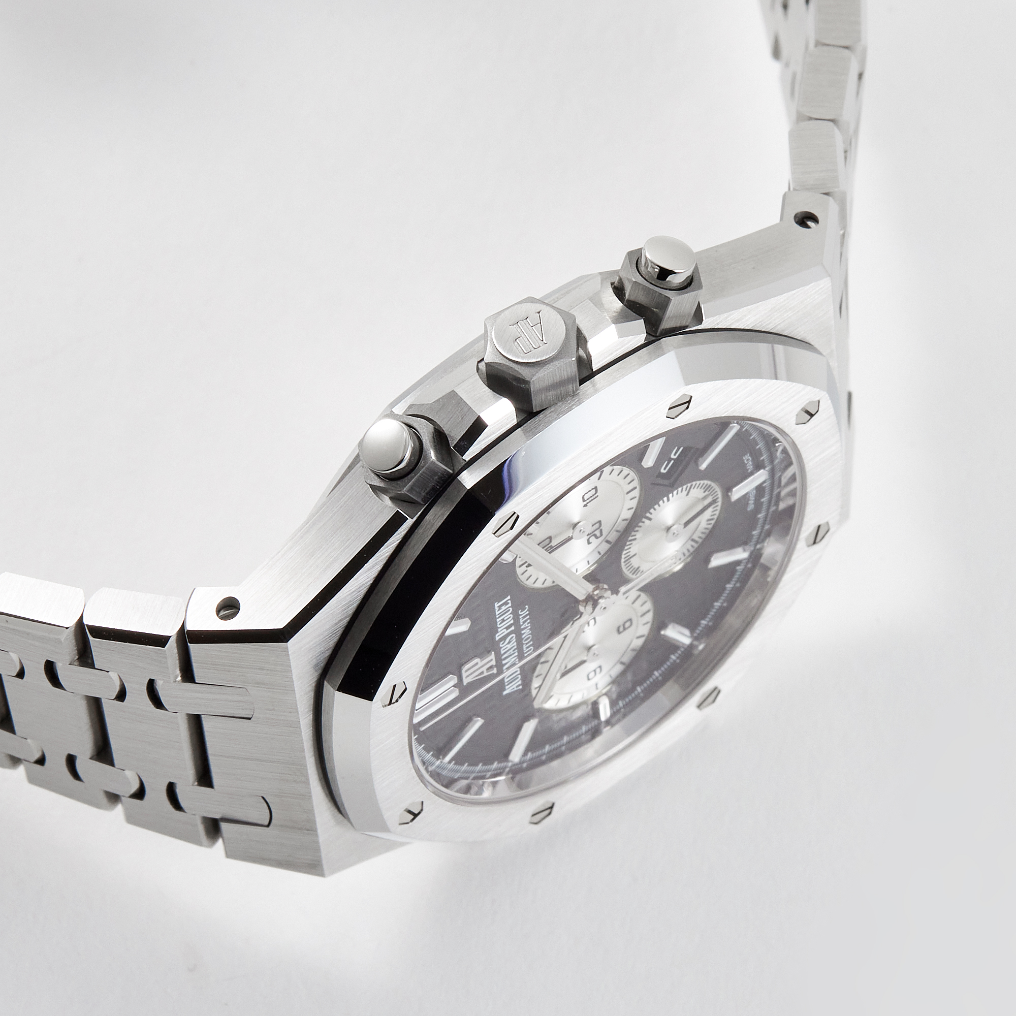 Royal Oak Selfwinding Chronograph Steel Black Dial 41mm Product Image 5
