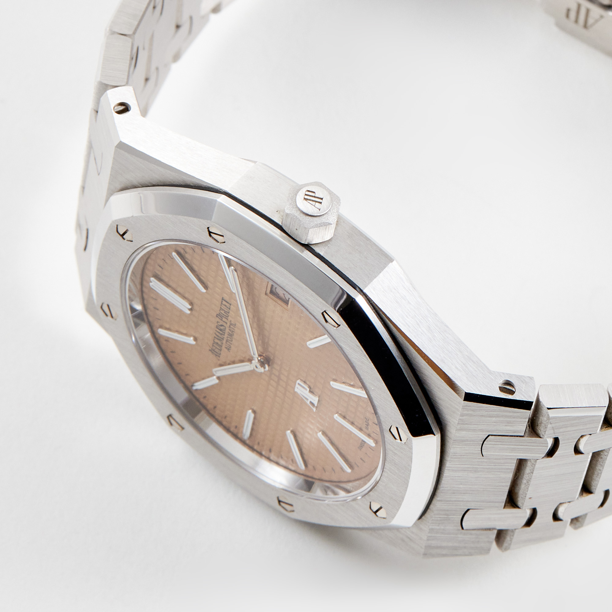 Royal Oak White Gold Salmon Dial 39mm Product Image 3