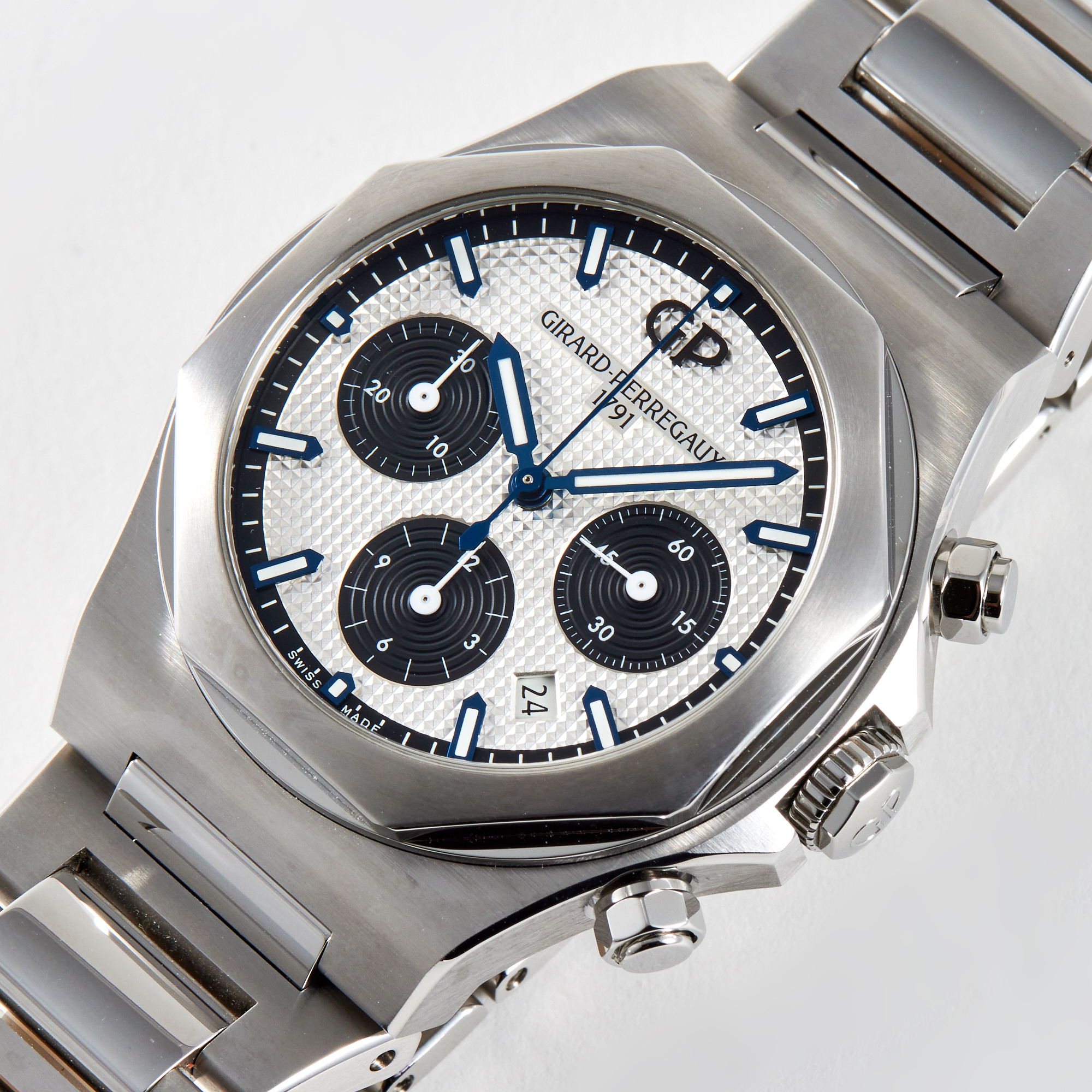 Laureato Chronograph Steel Silver Dial 42mm Product Image 1