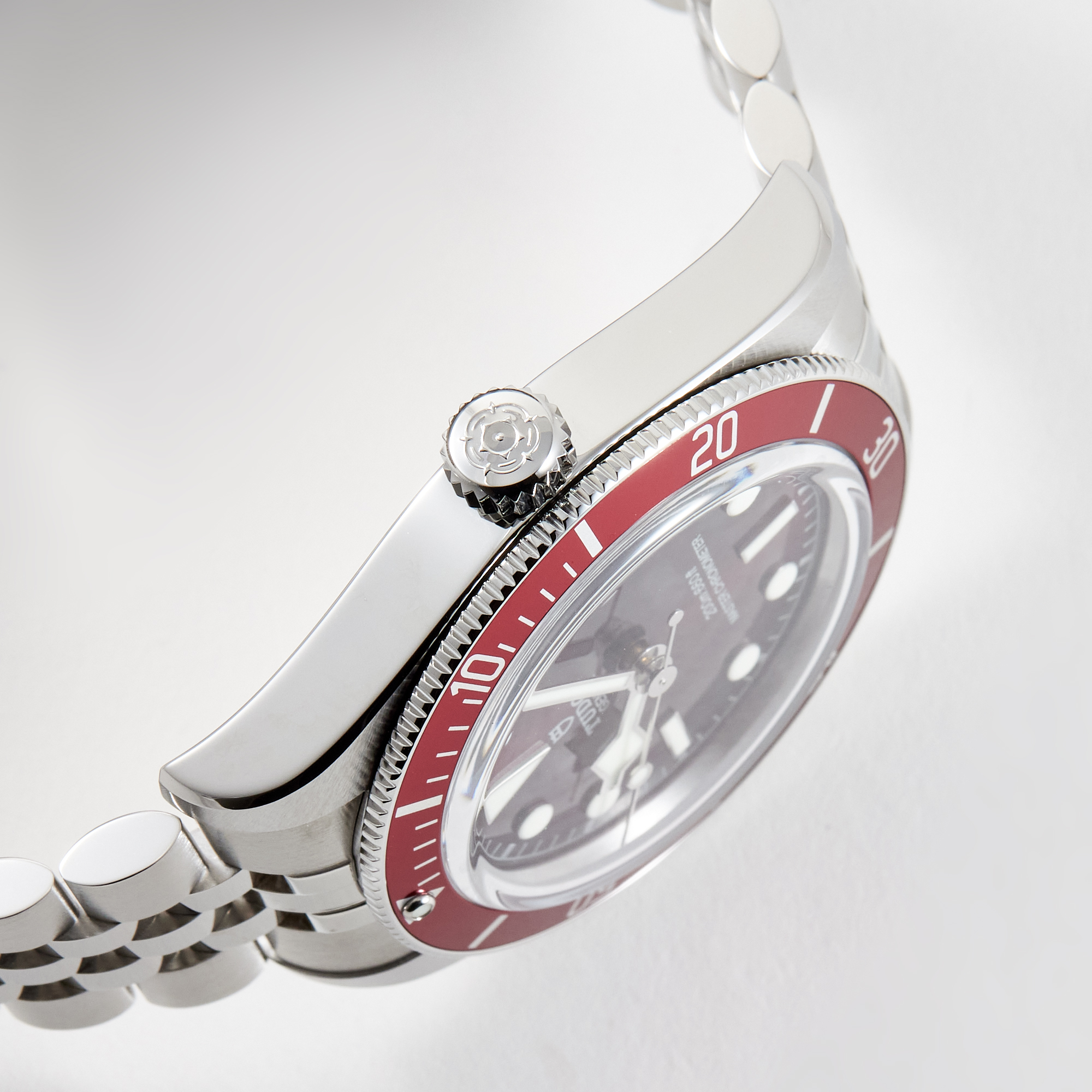 Black Bay 58 Steel Red Dial 39mm Product Image 3