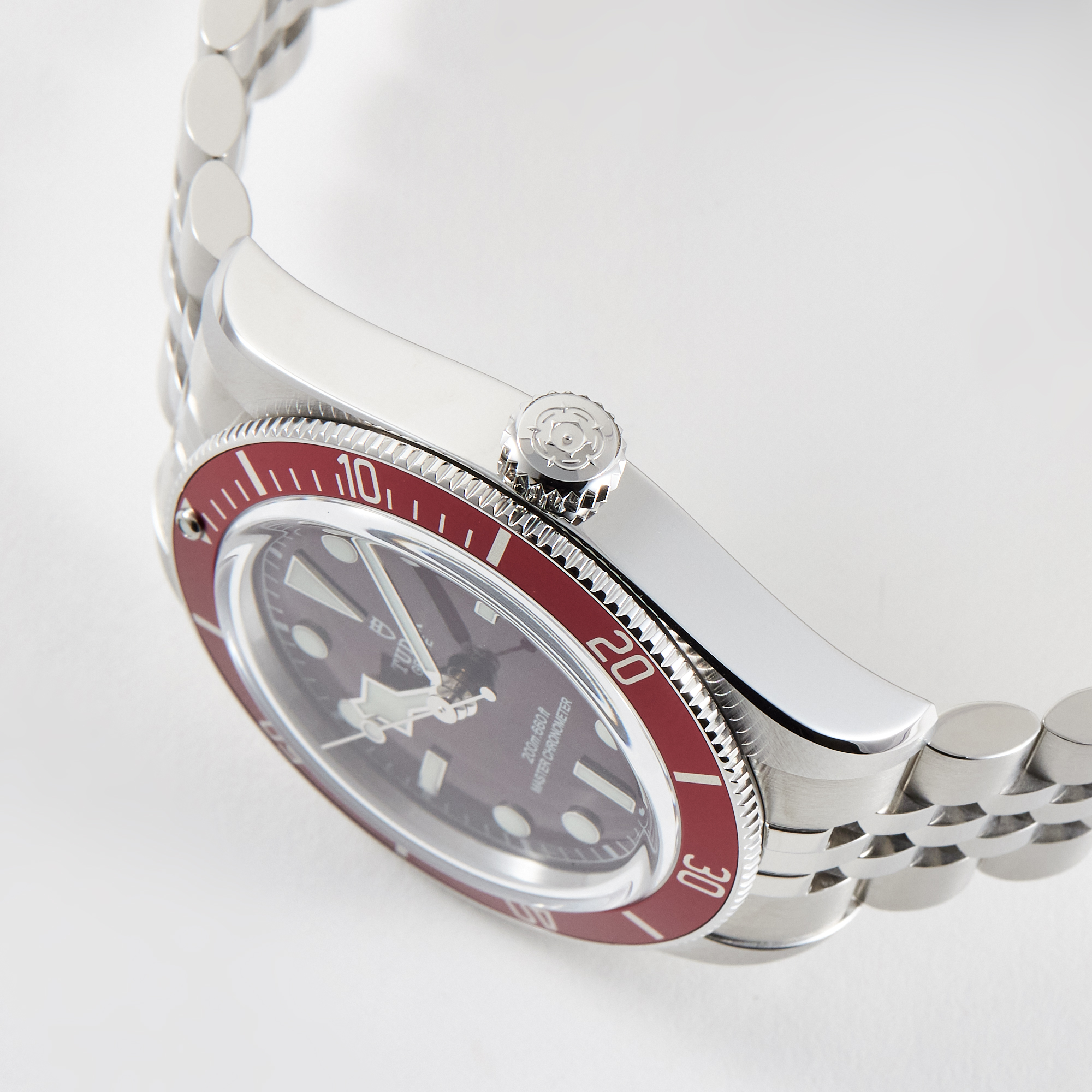 Black Bay 58 Steel Red Dial 39mm Product Image 2