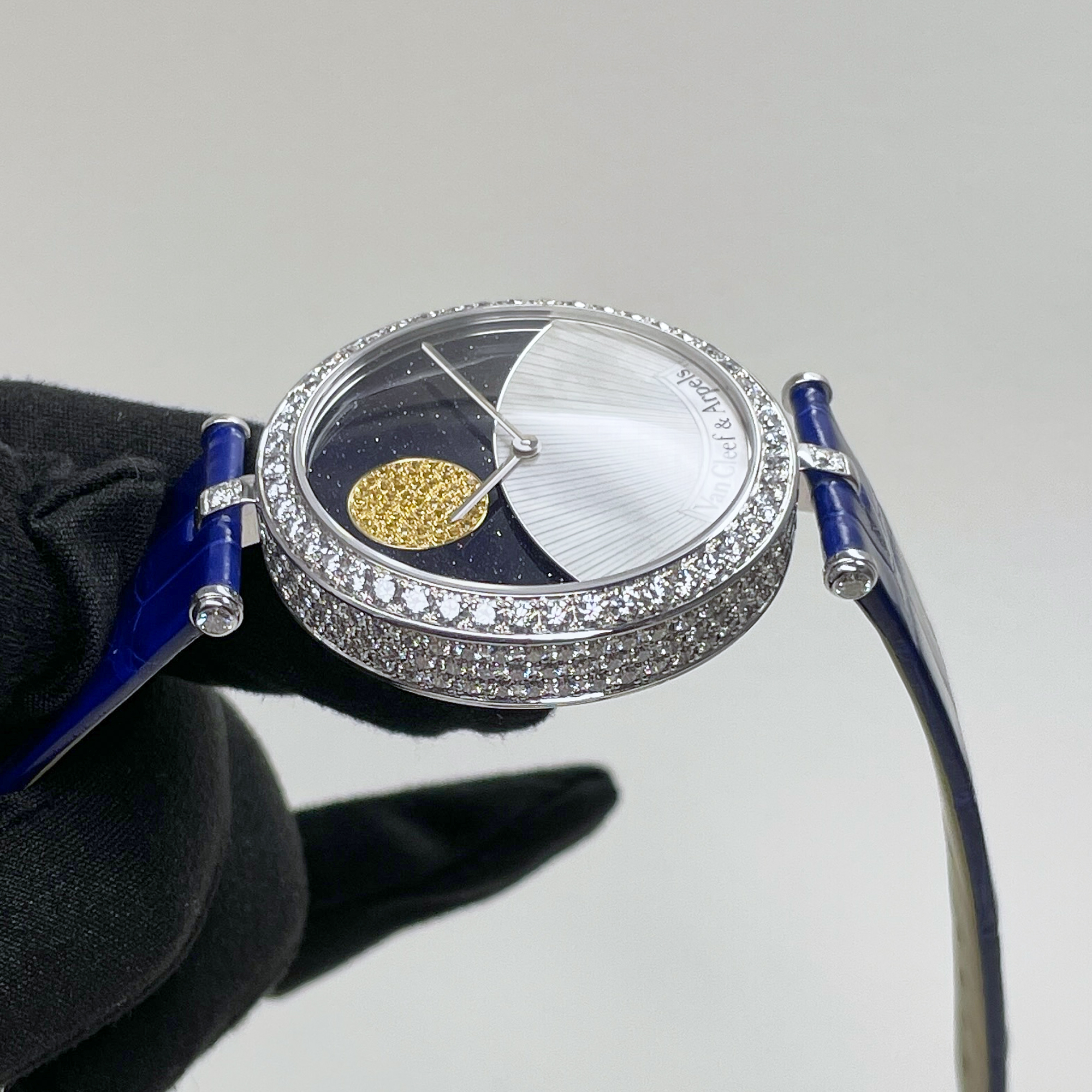 Lady Arpels Jour Nuit White Gold DIamond Mother of Pearl Dial 38mm Product Image 8