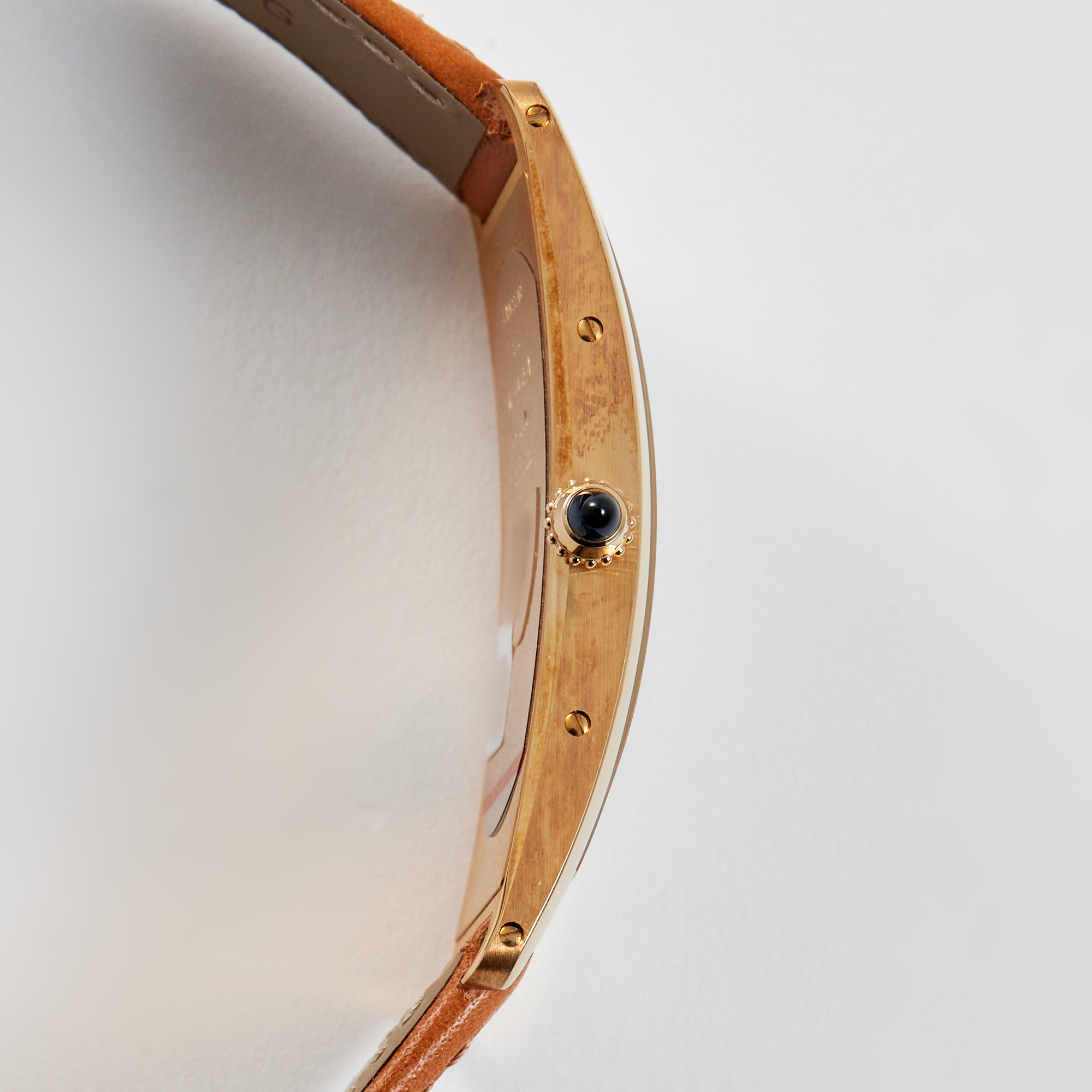 Tank Cintrée "100th Anniversary" Limited Edition Yellow Gold 23mm Product Image 5