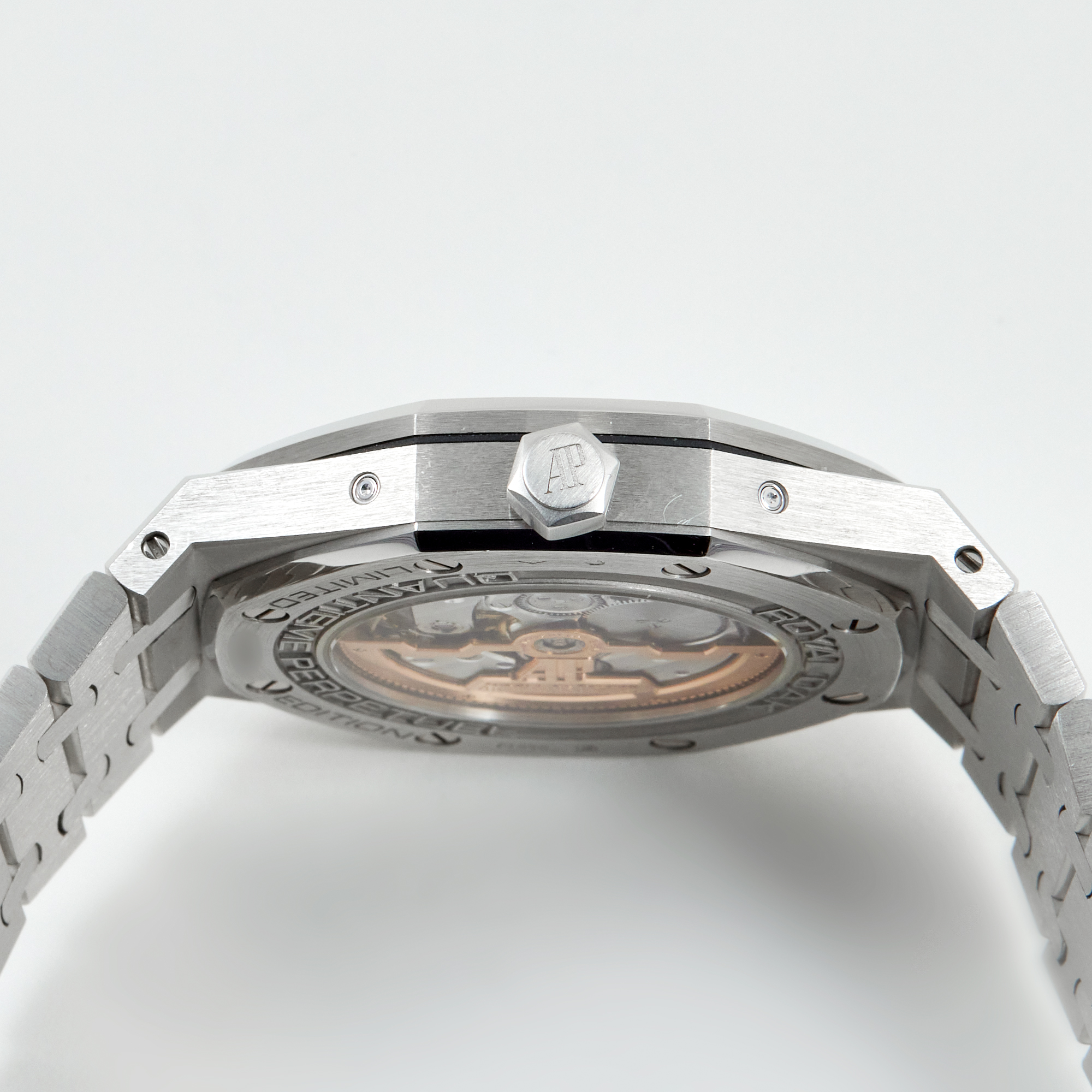Royal Oak Perpetual Calendar "Yoshida" Platinum Black Dial 41mm Product Image 4