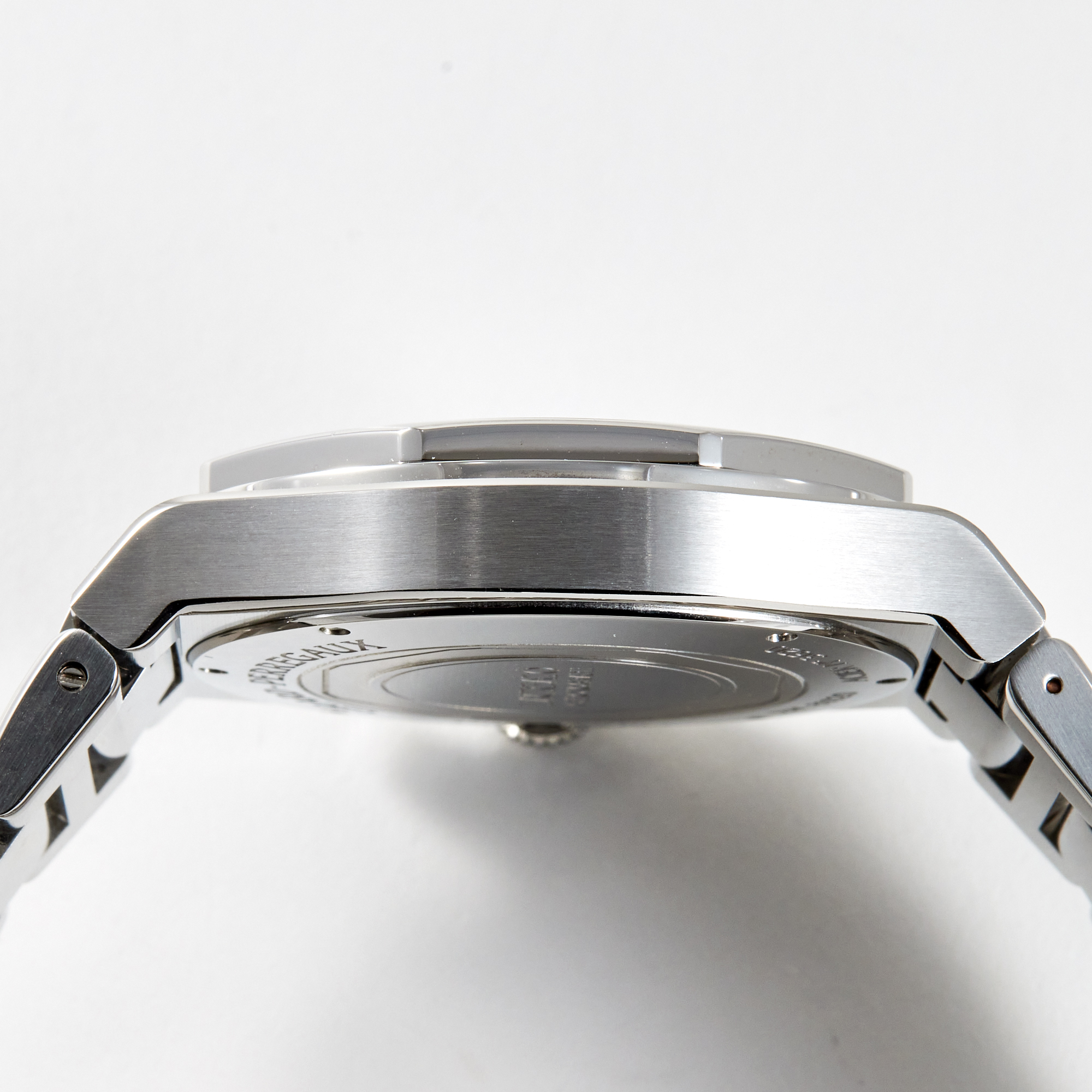 Laureato Chronograph Steel Silver Dial 42mm Product Image 6