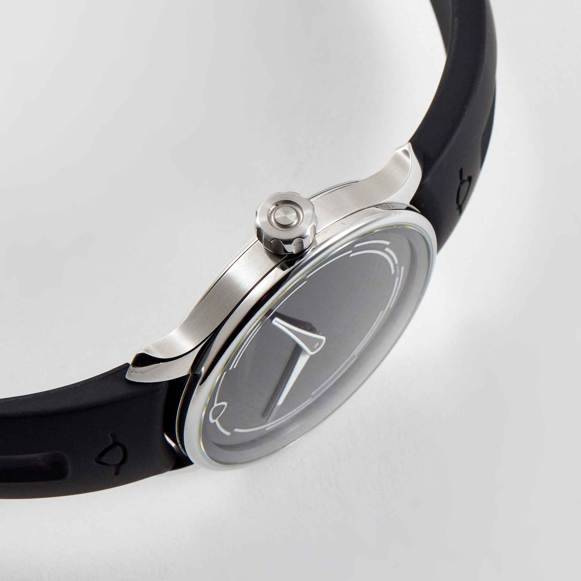 37.02 Minimalist Steel Black Dial 38mm Product Image 3
