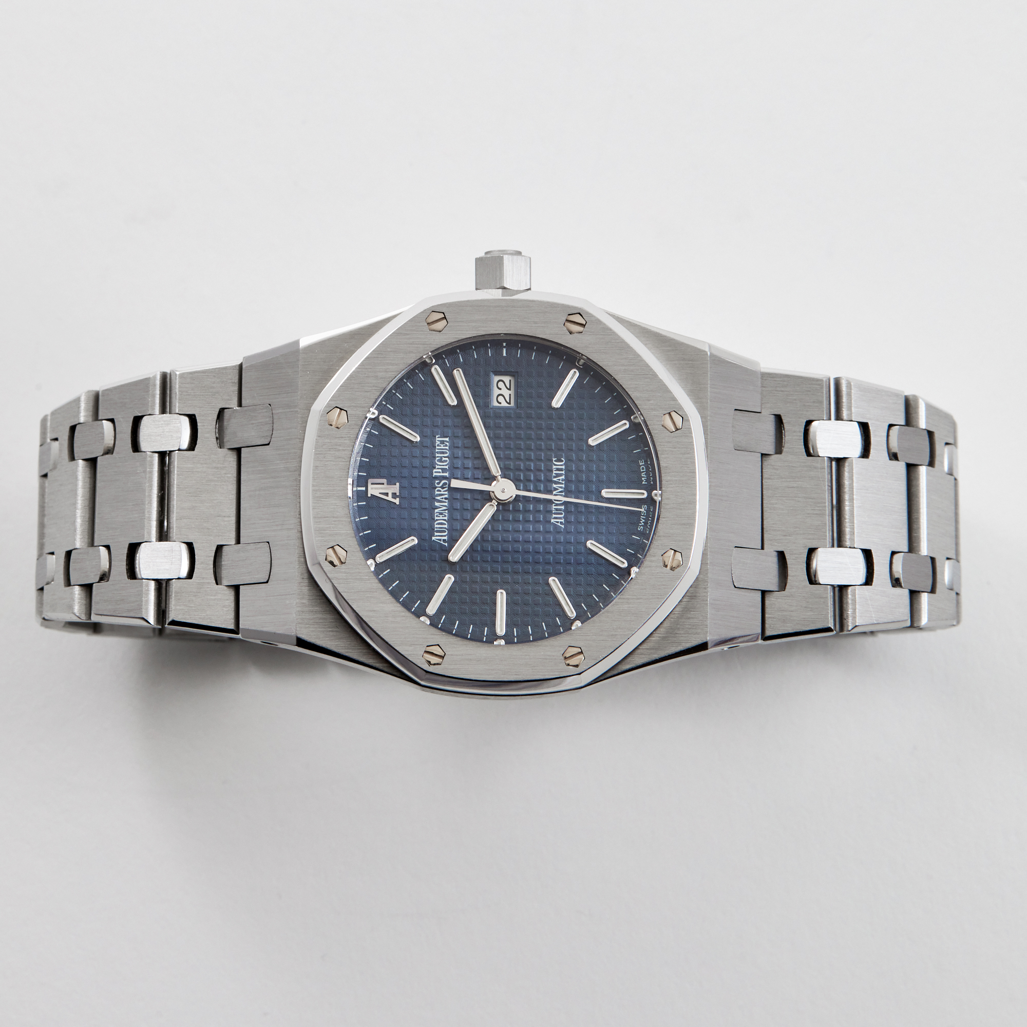 Royal Oak Mid-Size Steel Blue Dial 33mm Product Image 11
