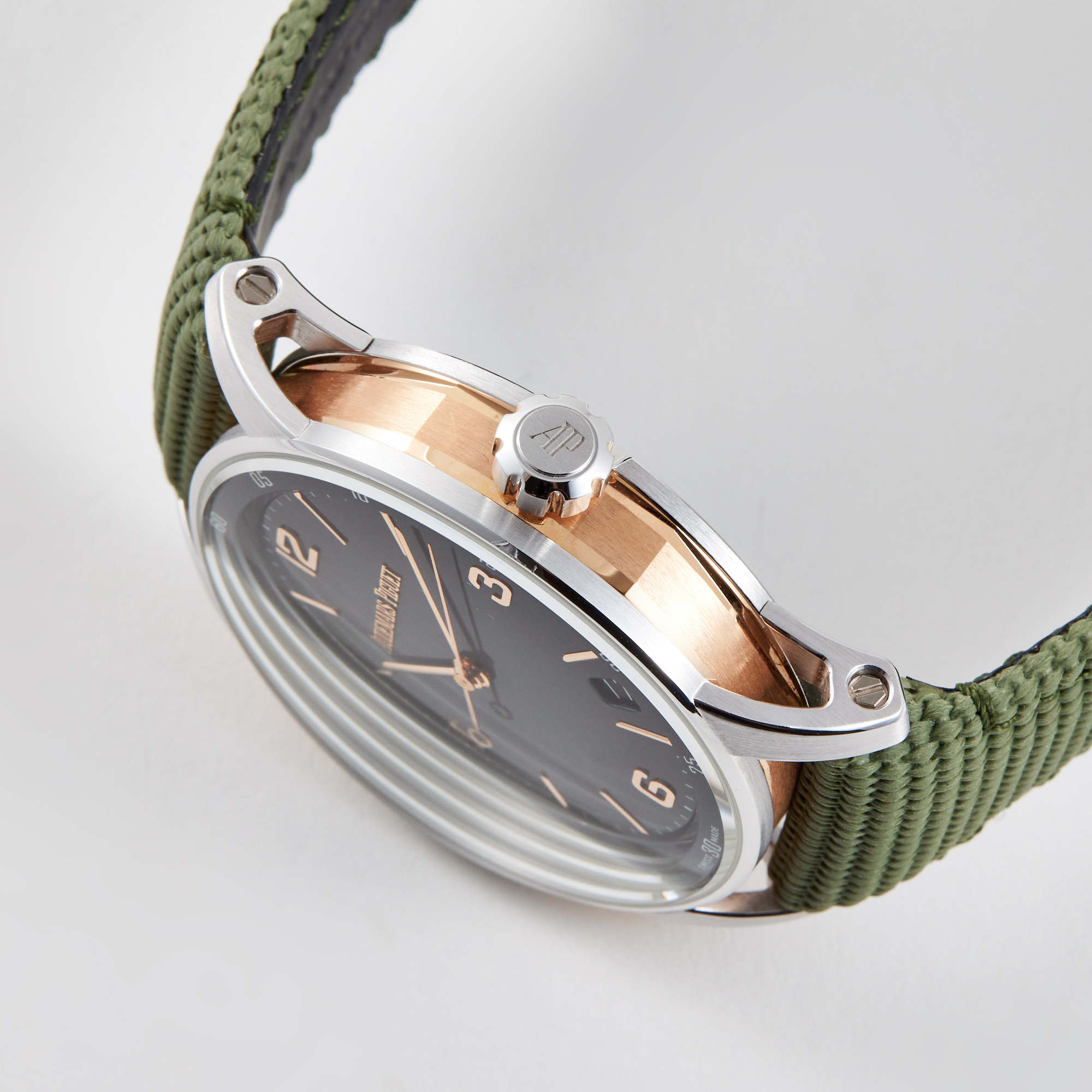 Code 11.59 White Gold Grey Dial 41mm Product Image 2