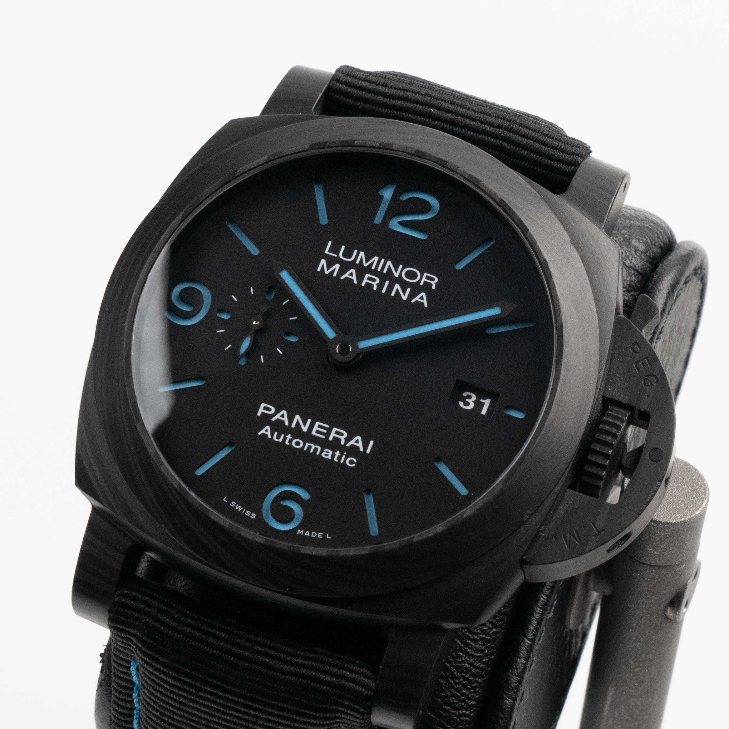 Luminor 3 Days Carbon Black Dial 44mm1 Product Image 1
