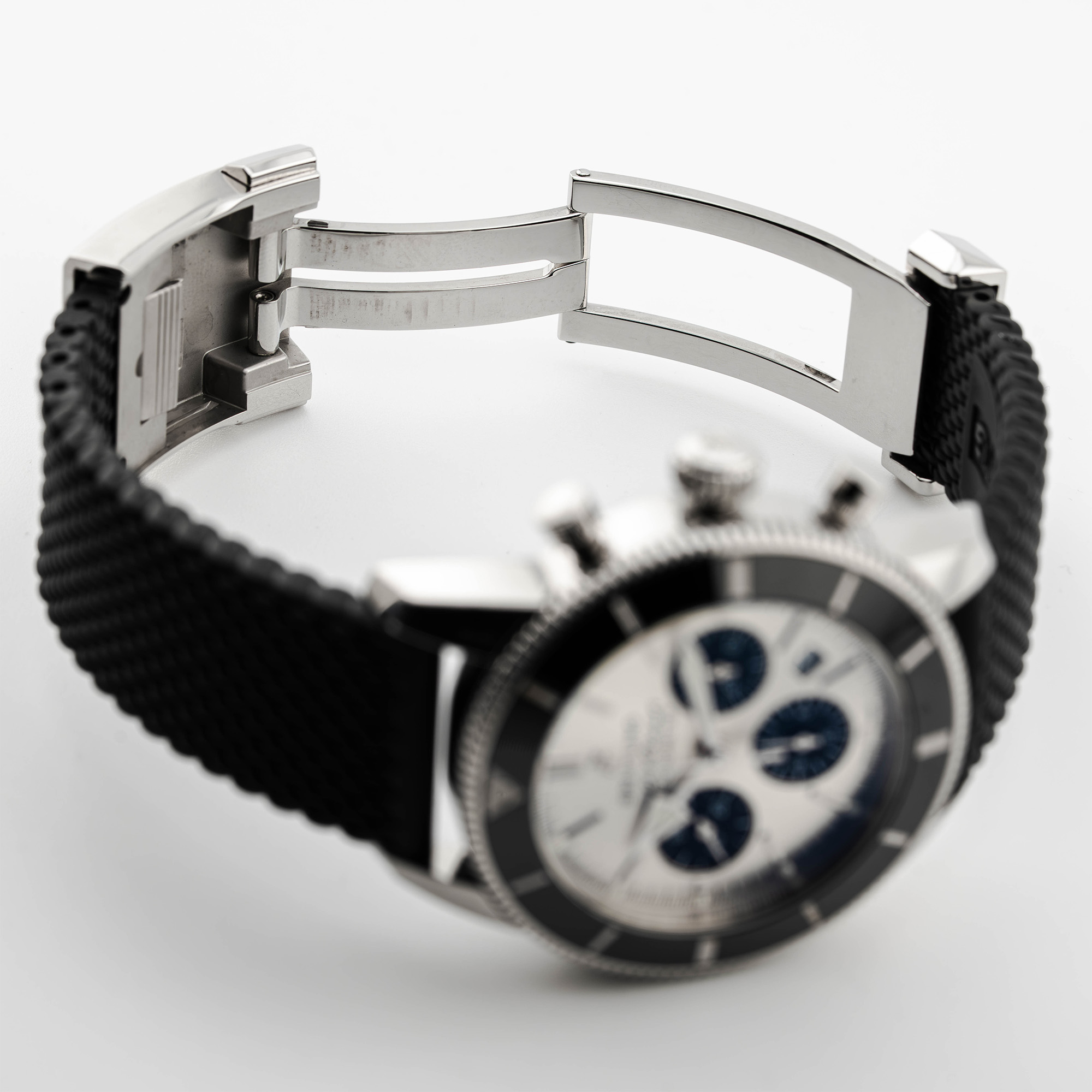 Breitling Superocean Heritage II B01 Silver Dial 42mm Product Image 9