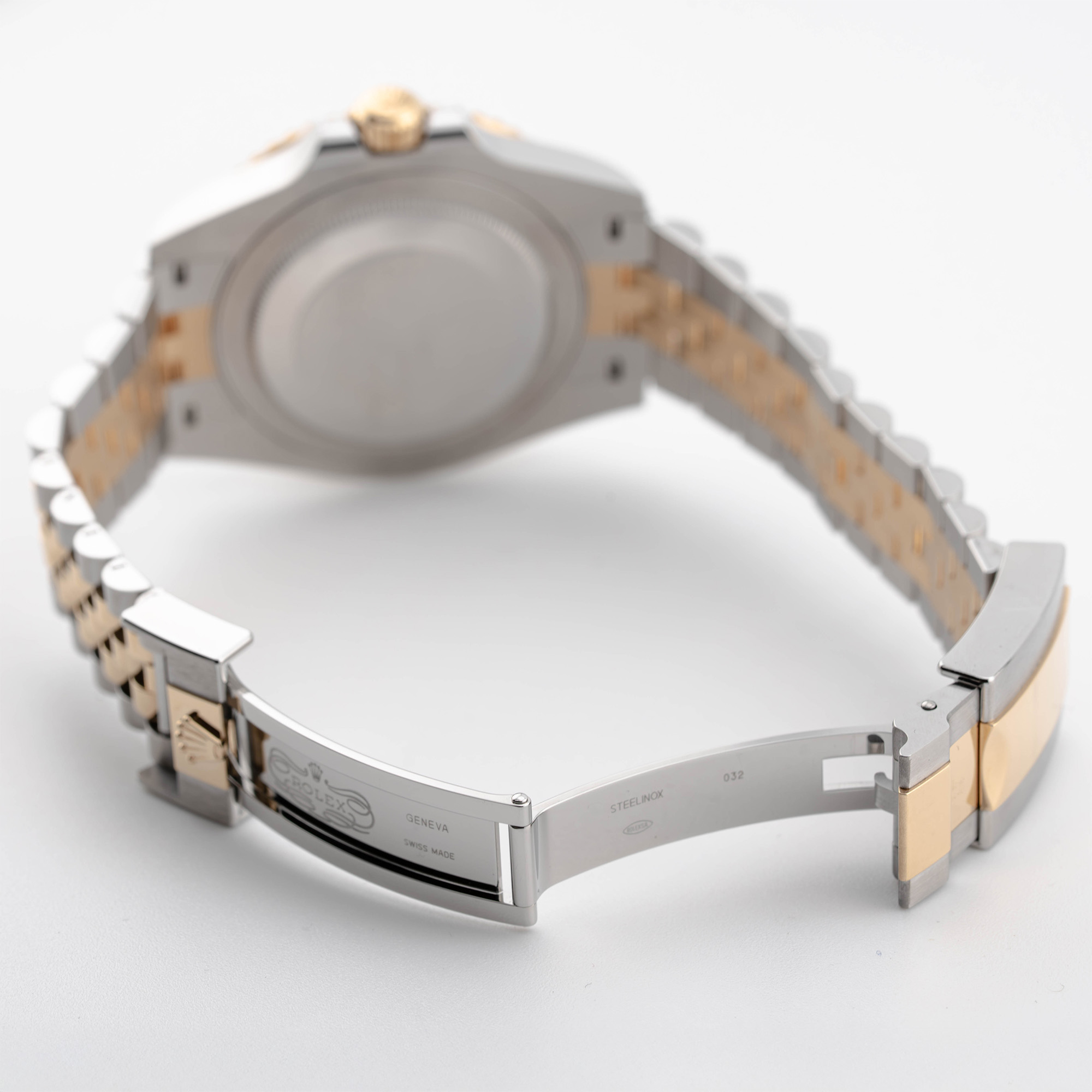 GMT-Master II Yellow Gold & Steel Jubilee Black Dial 40mm Product Image 8