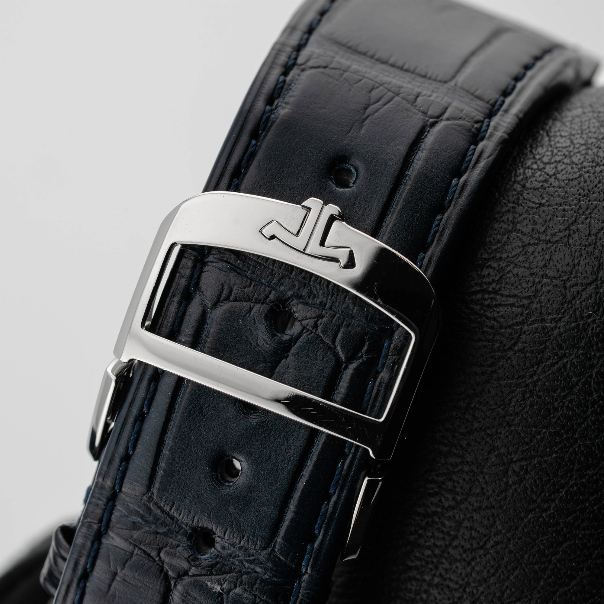 Reverso Tribute Moon Steel Silver Dial 30mm Product Image 7