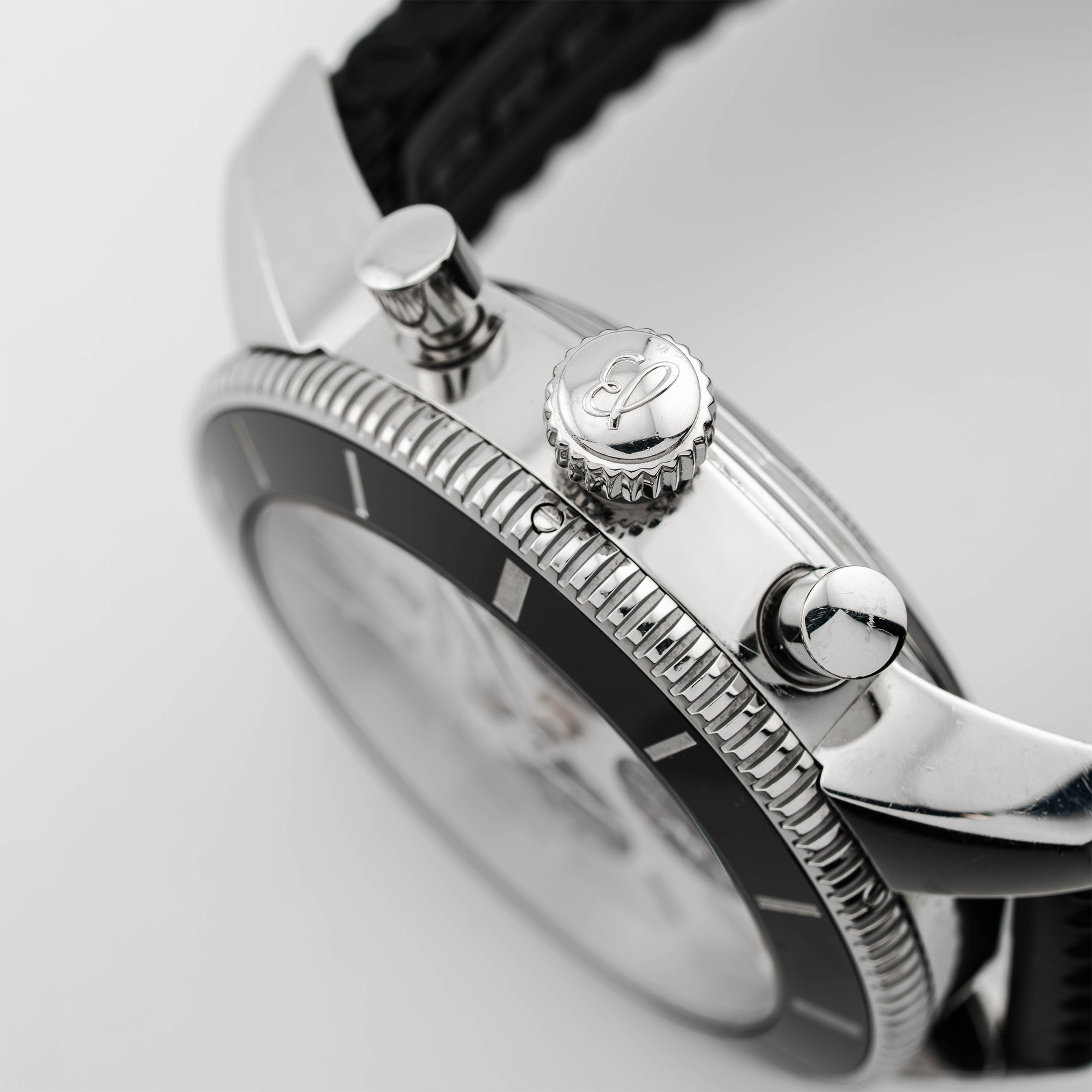 Breitling Superocean Heritage II B01 Silver Dial 42mm Product Image 4