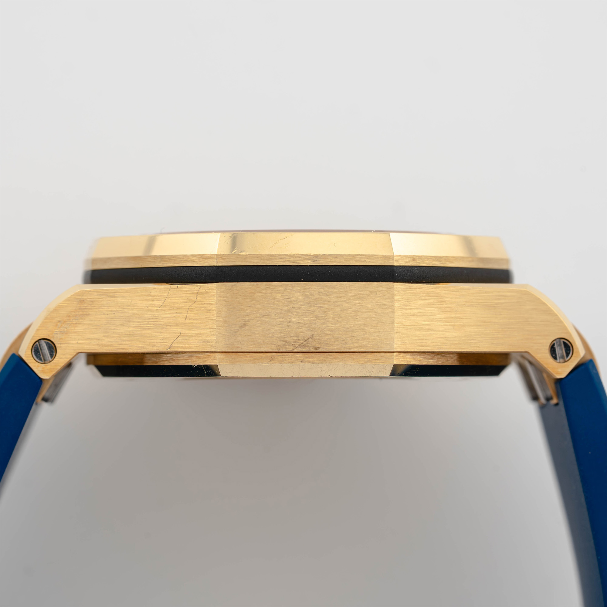 Royal Oak Offshore Lady Chronograph Yellow Gold Gem-Set Blue Dial 37mm Product Image 7