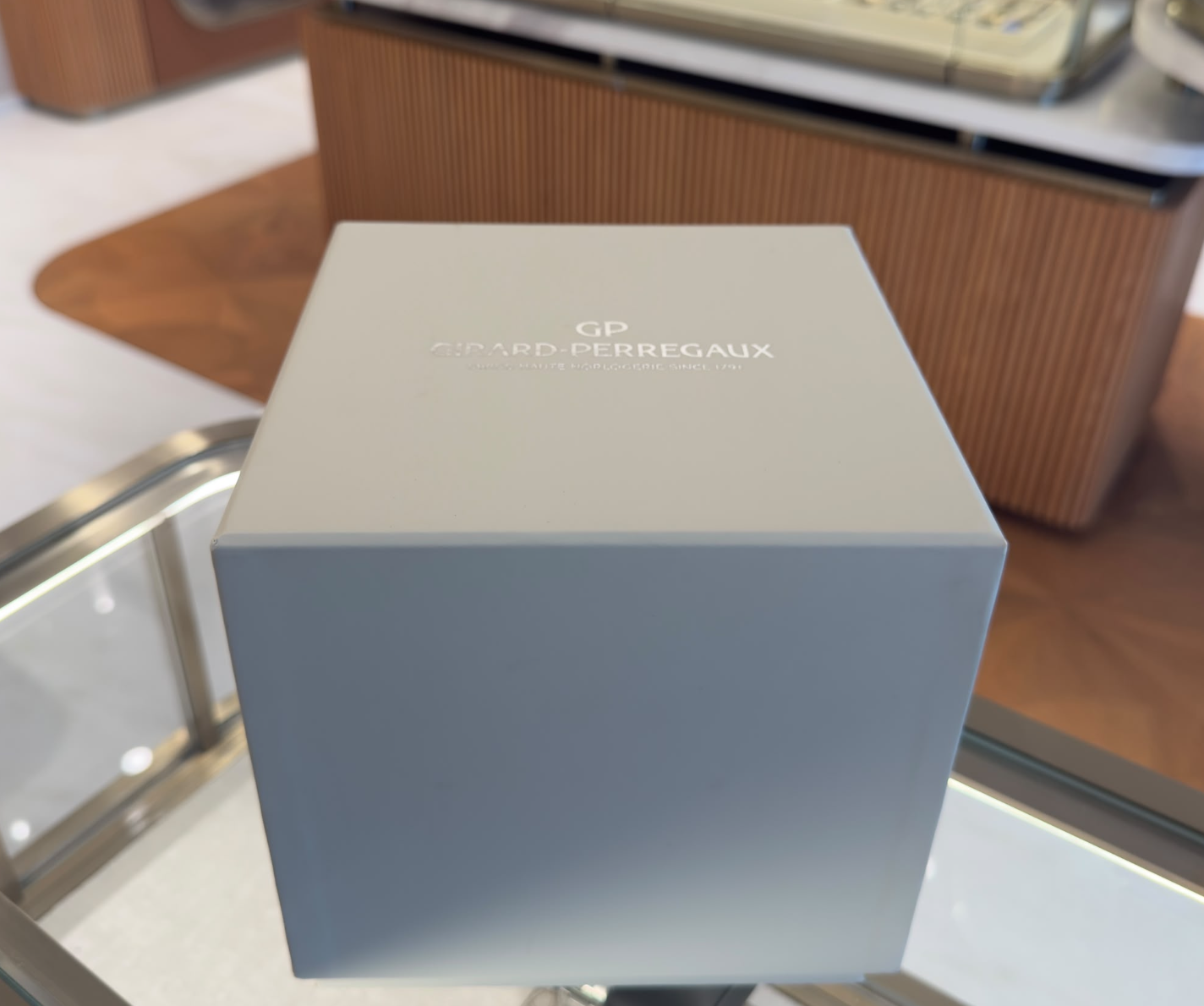 Laureato Chronograph Steel Silver Dial 42mm Product Image 11