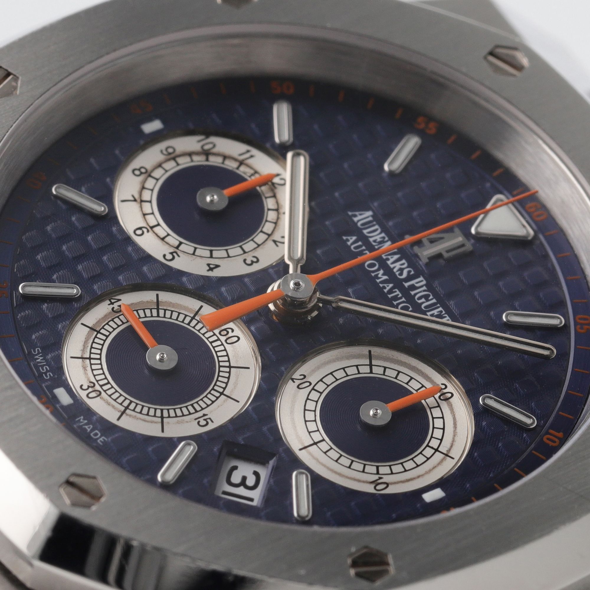 Royal Oak Chronograph Steel Blue Panda Dial 39mm Product Image 2