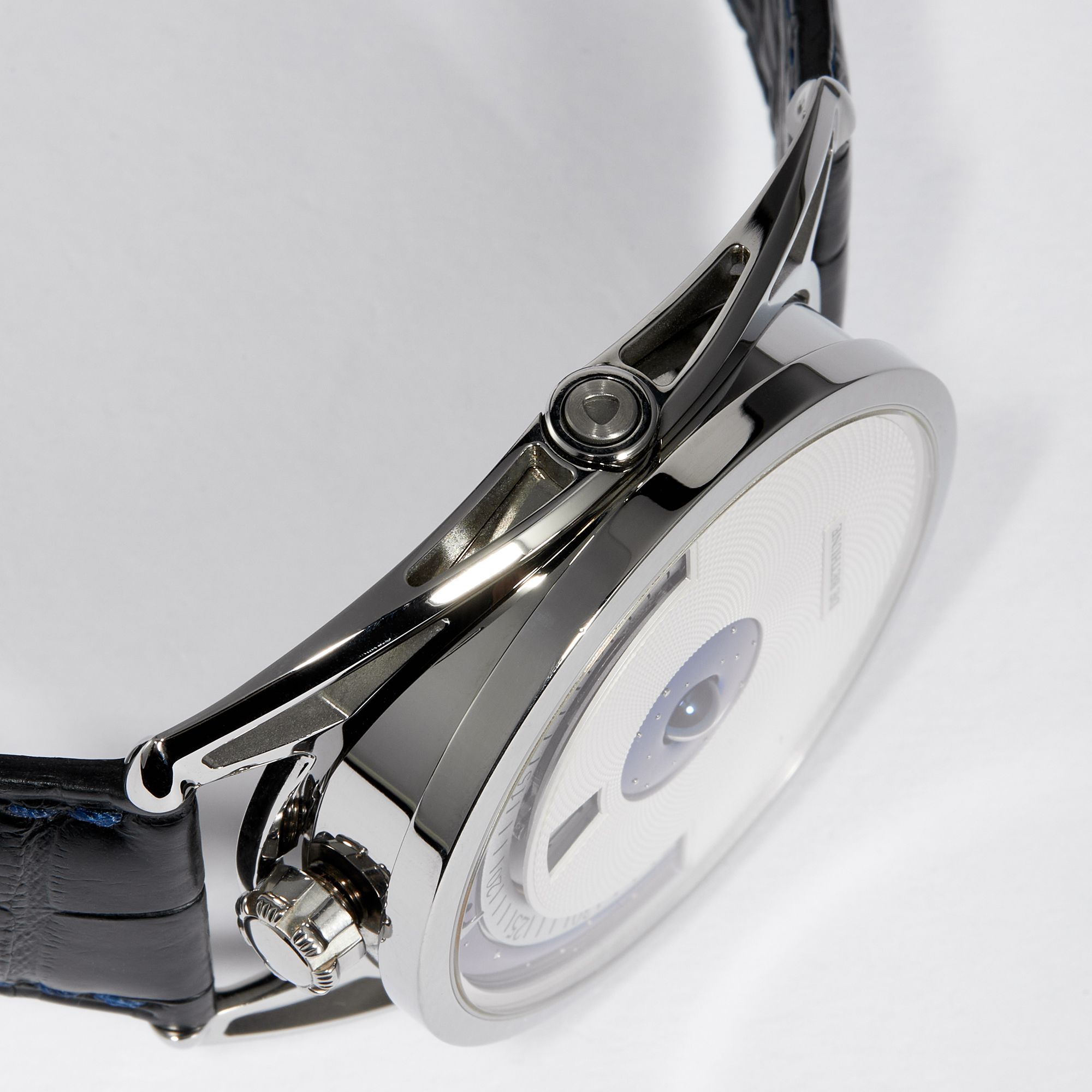 DB28 Digitale 45mm Product Image 14