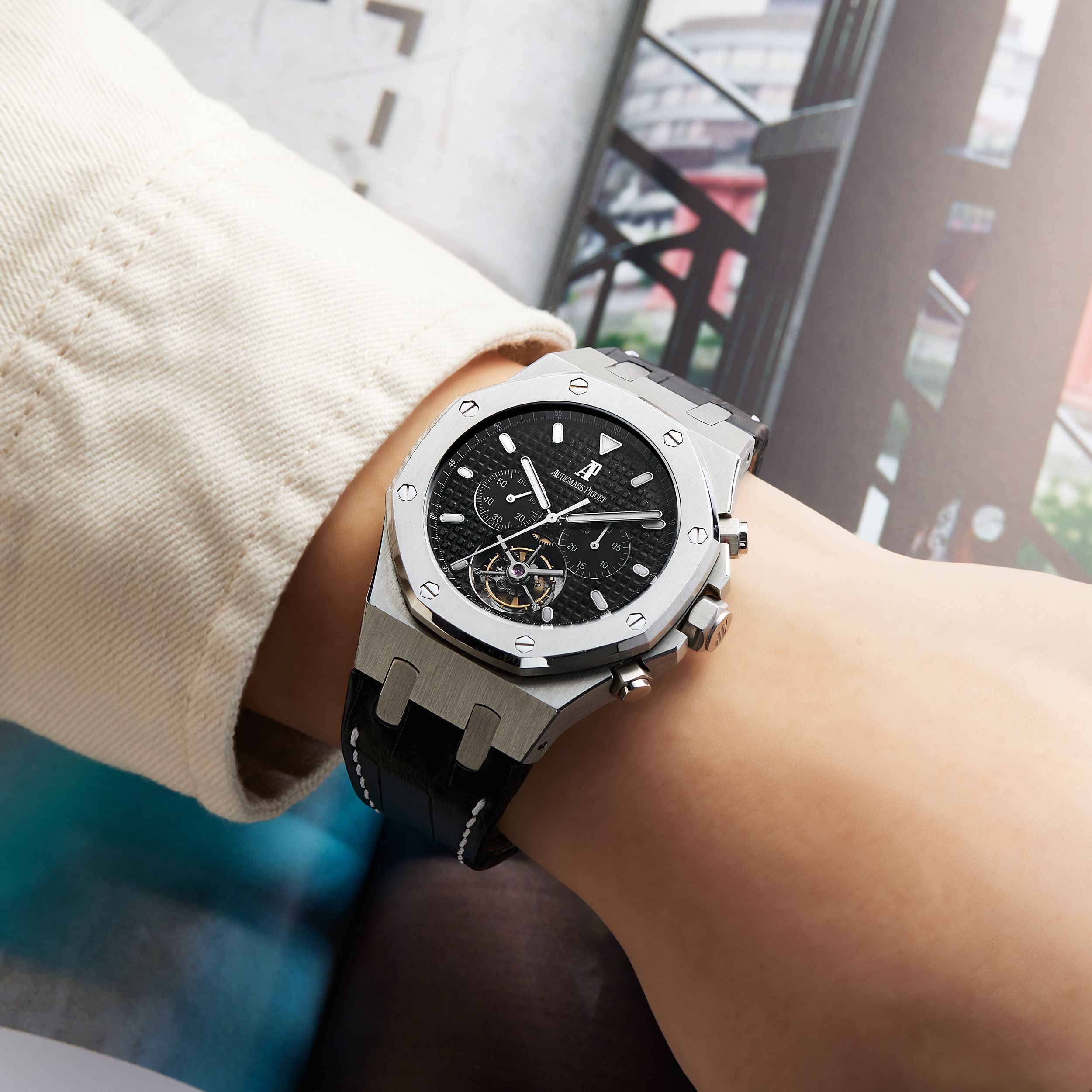Royal Oak Steel Black Dial 44mm Product Image