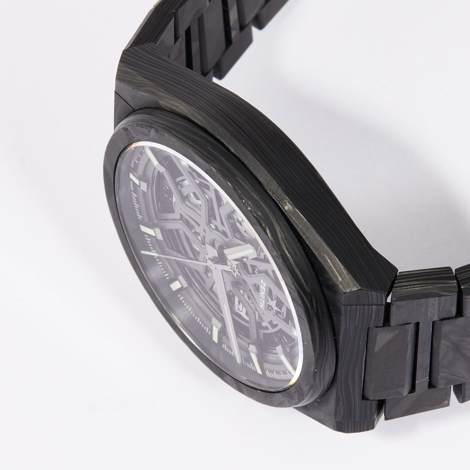 Defy Classic Carbon Skeleton Dial 41mm Product Image 16