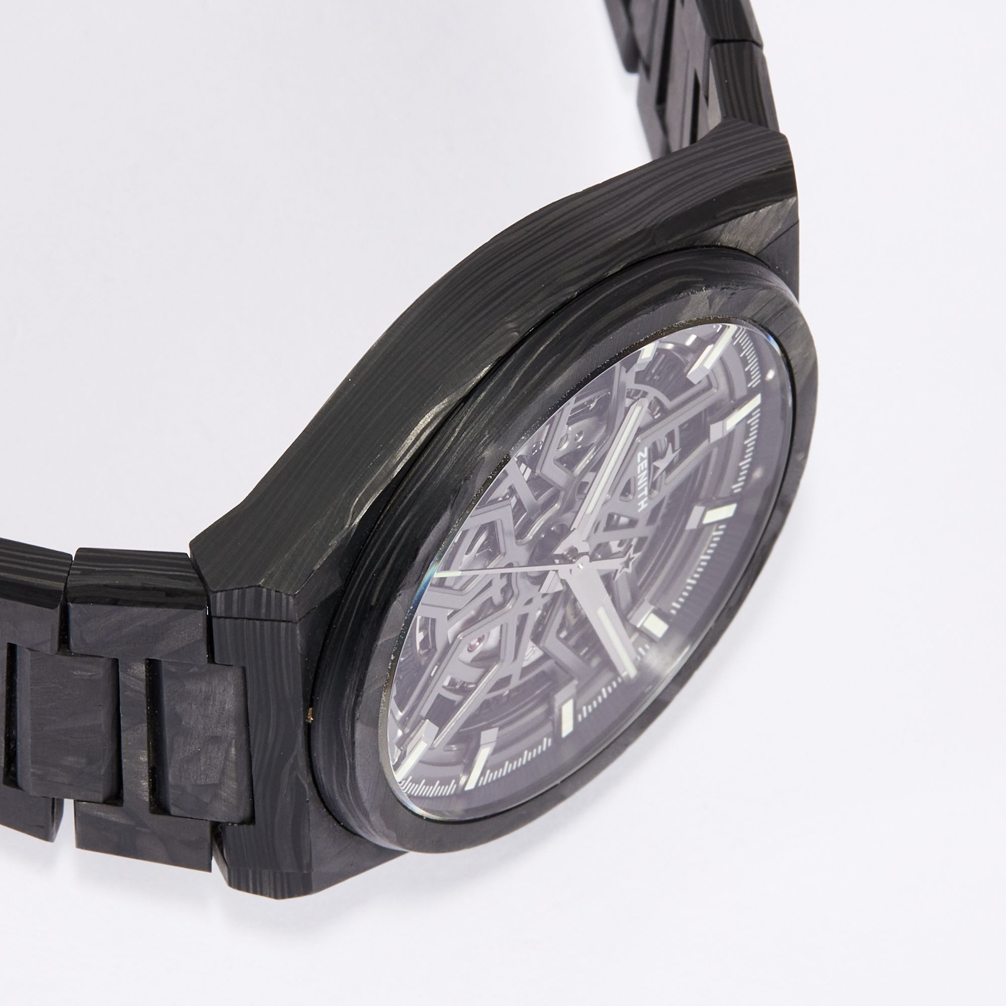 Defy Classic Carbon Skeleton Dial 41mm Product Image 9