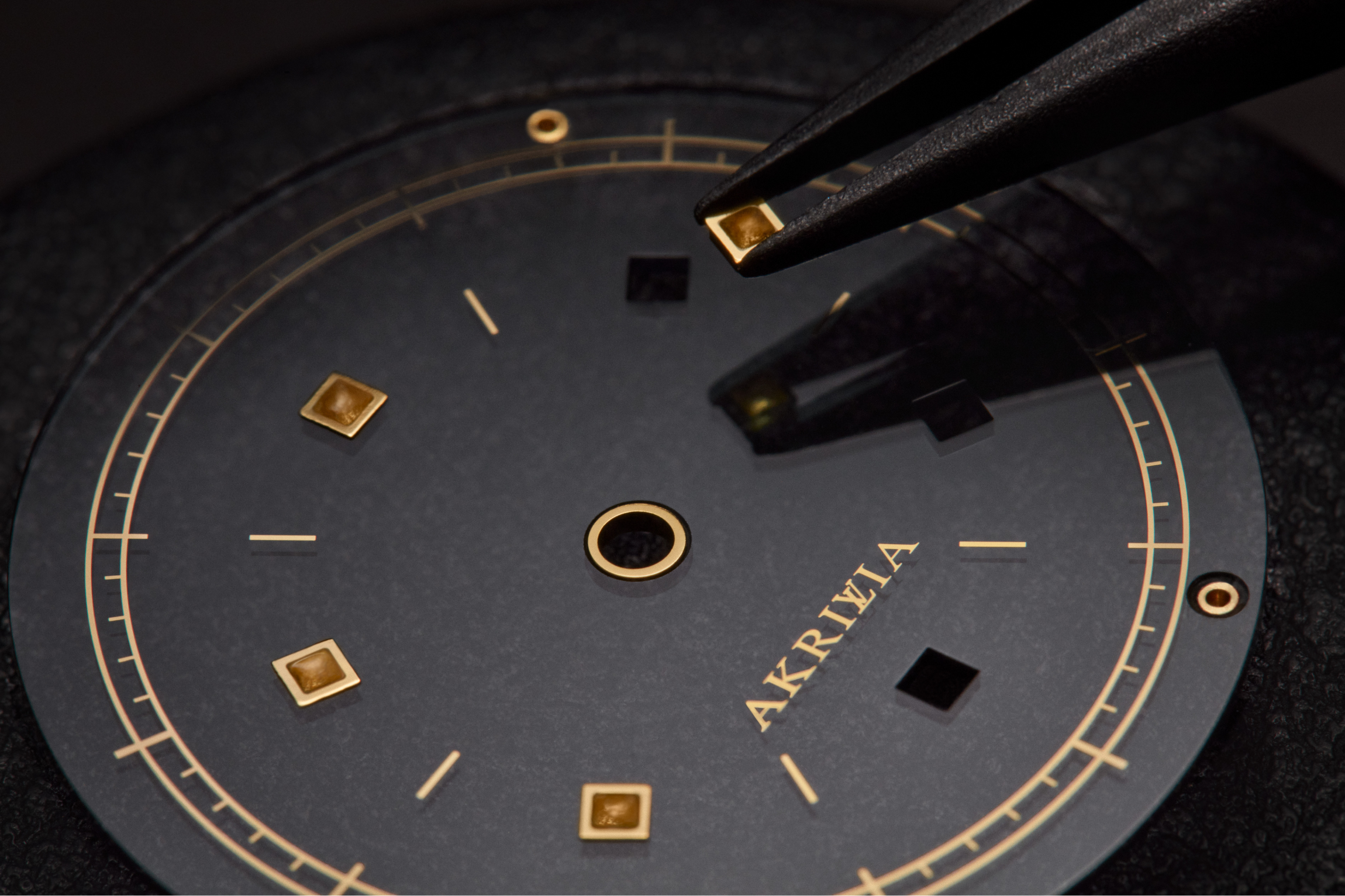 Hands-On Debut: The Louis Vuitton X Akrivia LVRR-01 Chronograph Á Sonnerie  Watch