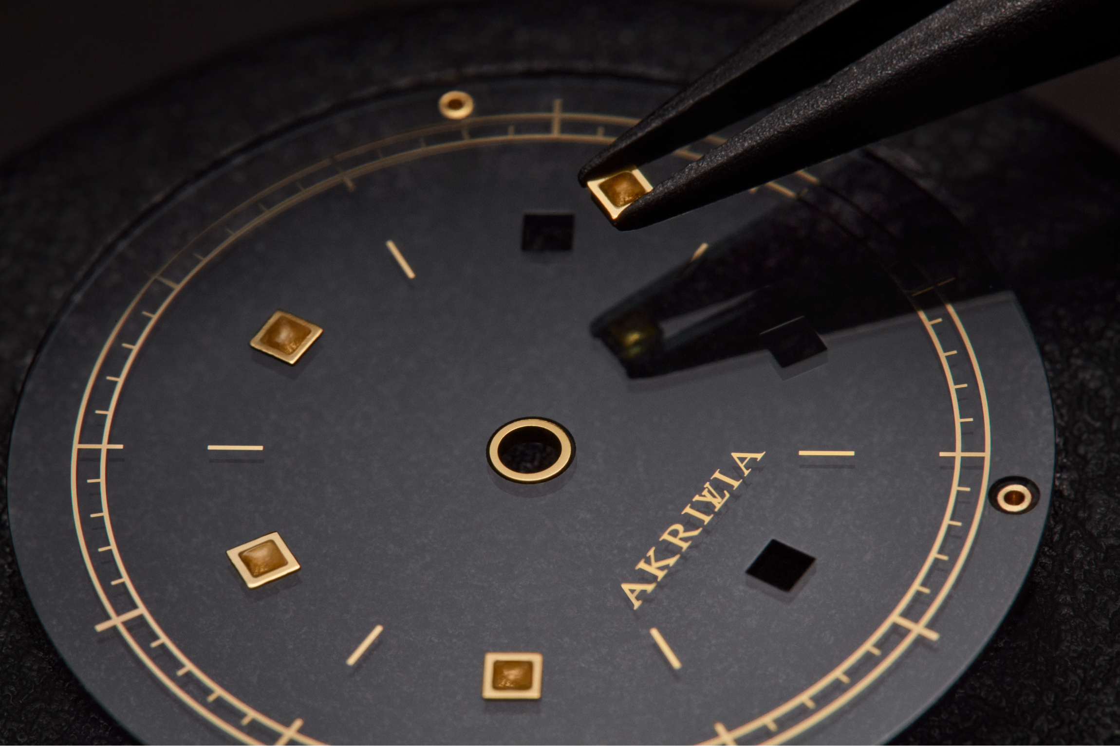 Introducing: Louis Vuitton x Akrivia LVRR-01 Chronographe à Sonnerie