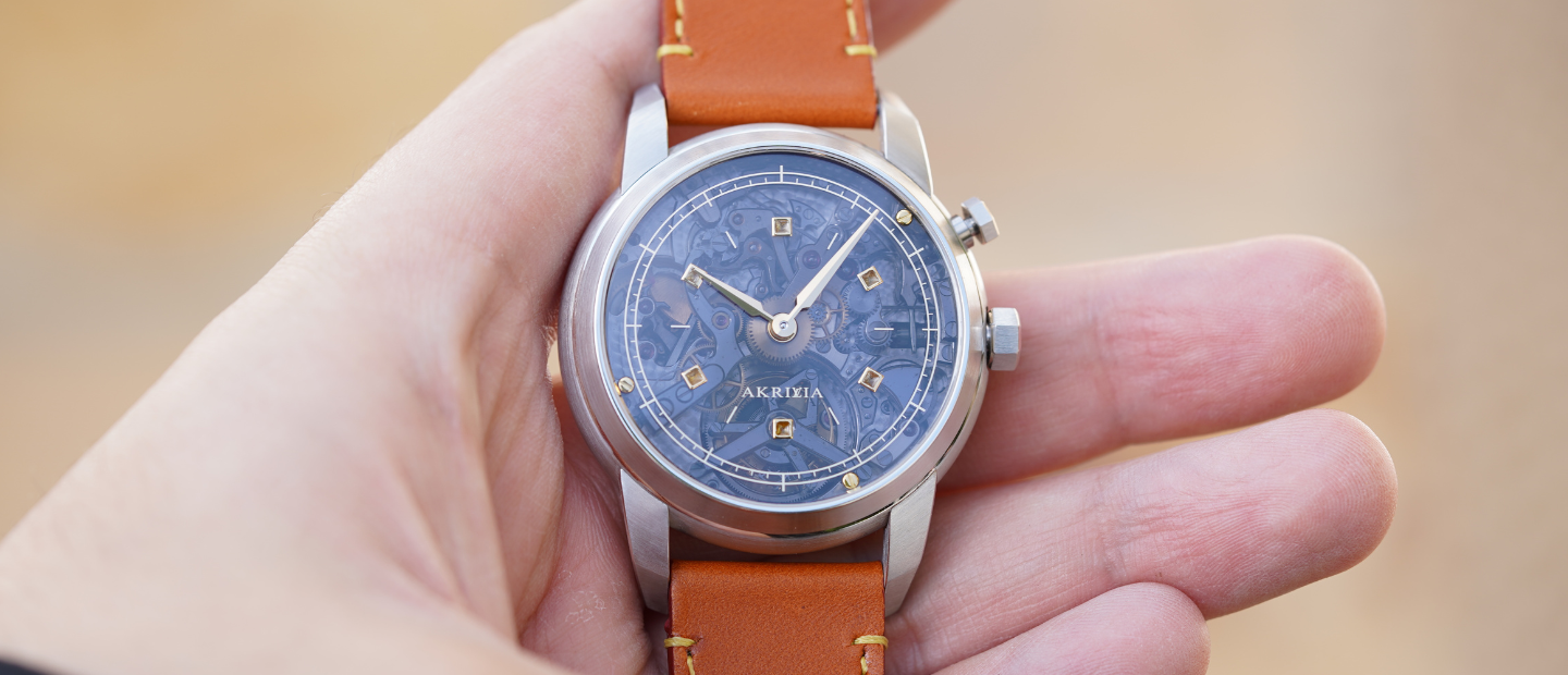 Hands-On Debut: The Louis Vuitton X Akrivia LVRR-01 Chronograph Á