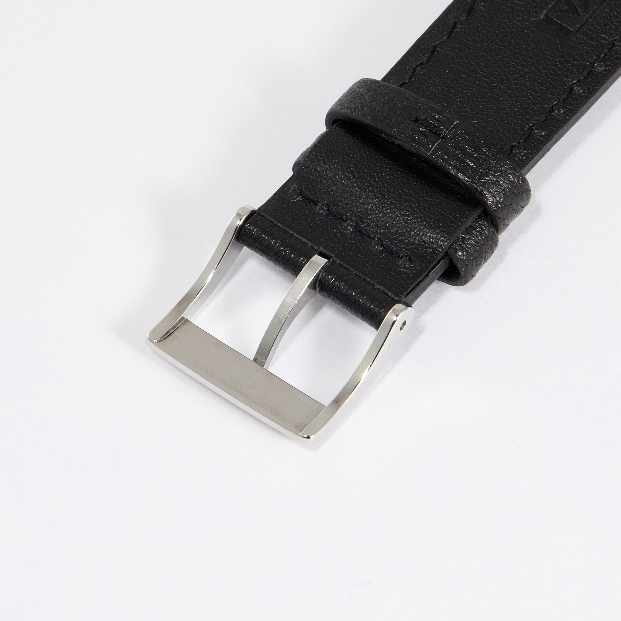 GMT 1 Steel Black Dial 38mm Product Image 10