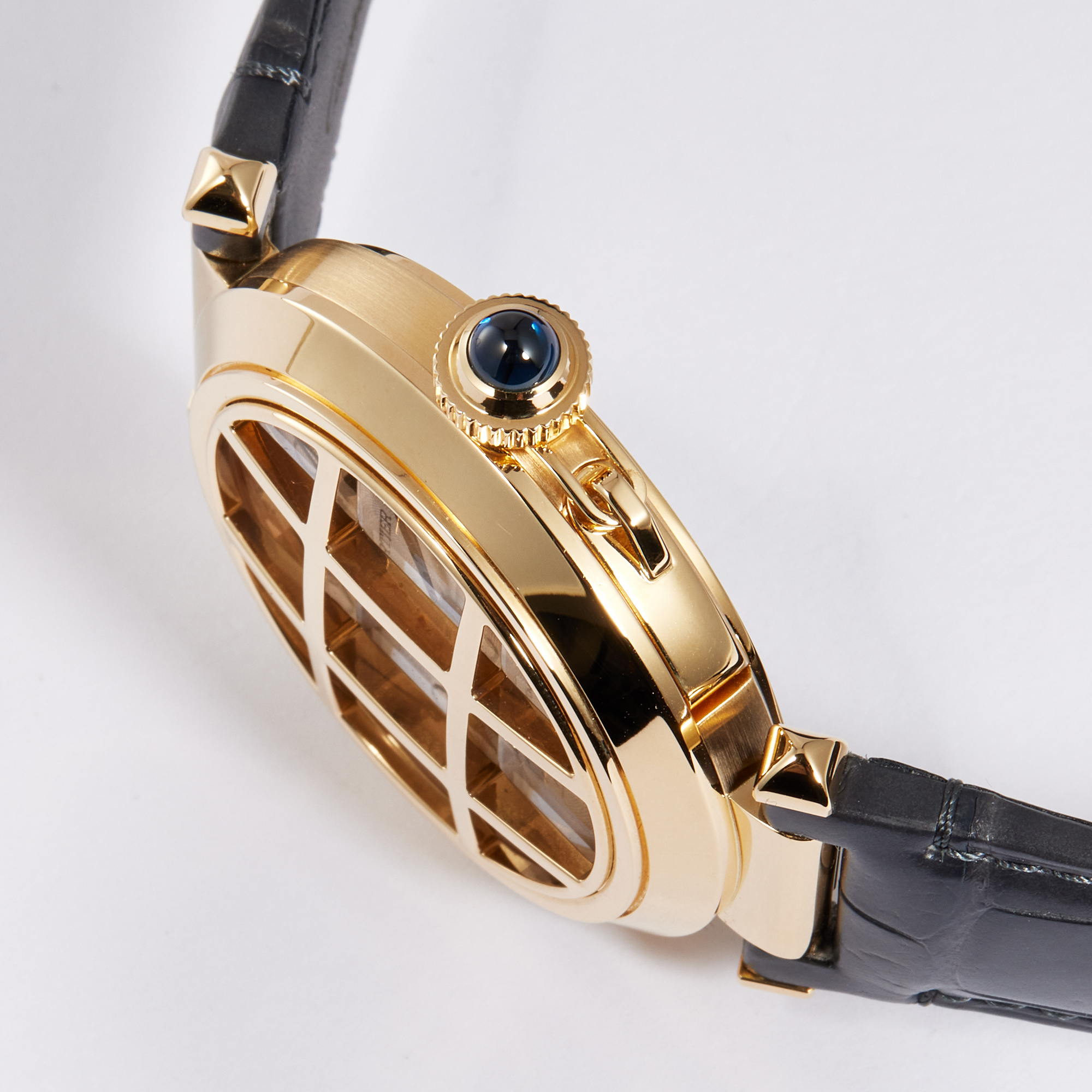 Pasha de Cartier Yellow Gold White Dial 41mm Product Image 9