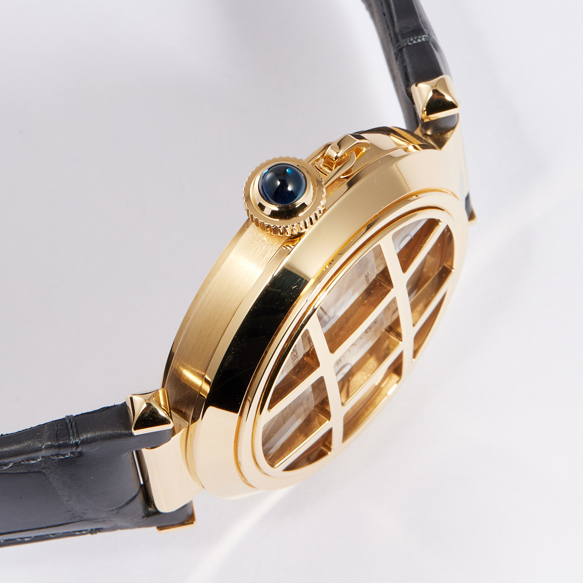 Pasha de Cartier Yellow Gold White Dial 41mm Product Image 14