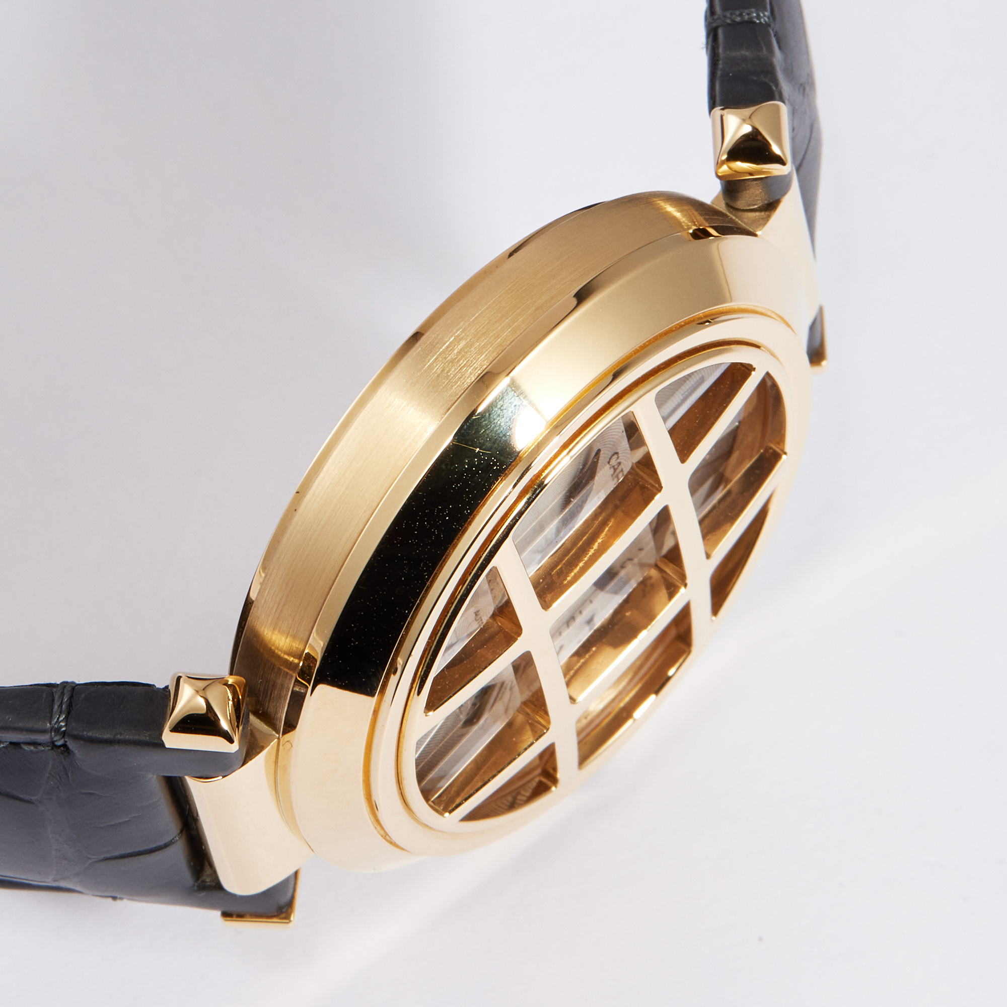 Pasha de Cartier Yellow Gold White Dial 41mm Product Image 11