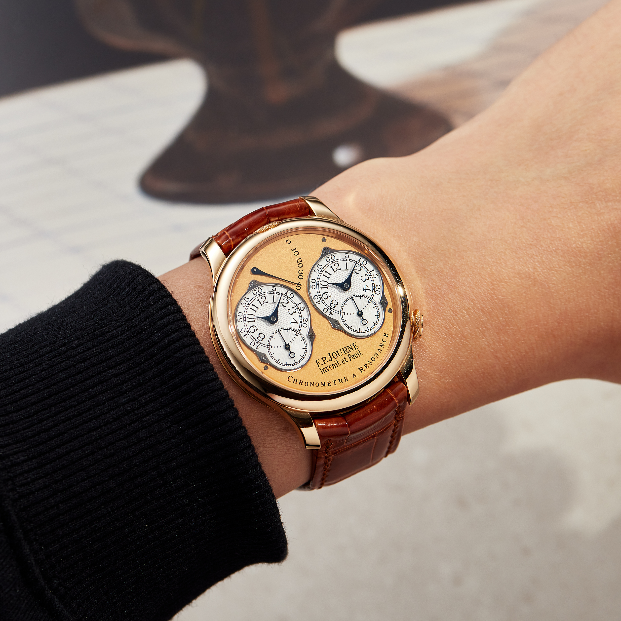 Chronomètre à Résonance Rose Gold White Dial 40mm Product Image 23