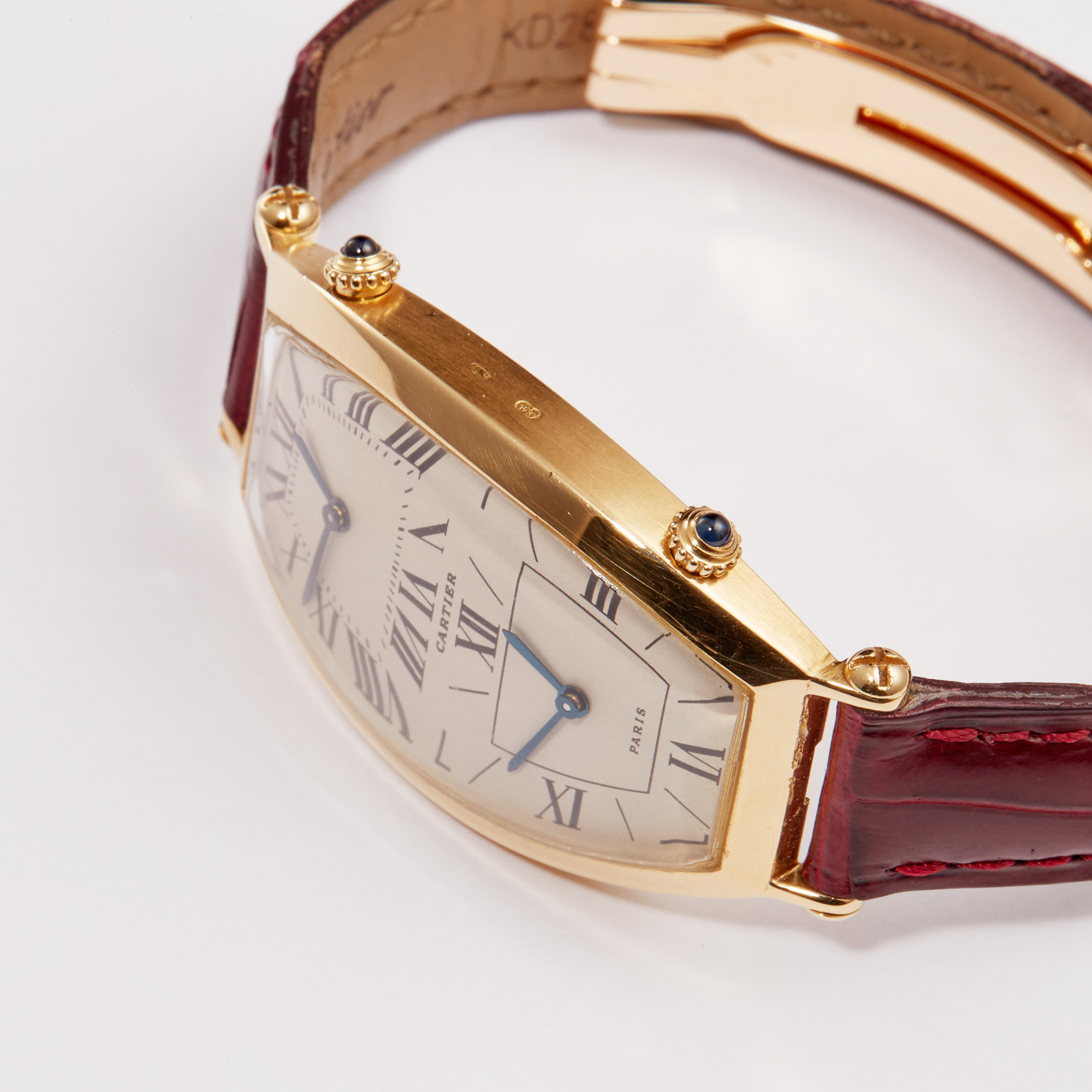 Tonneau Dual Time Yellow Gold White Dial 46mm Product Image 10