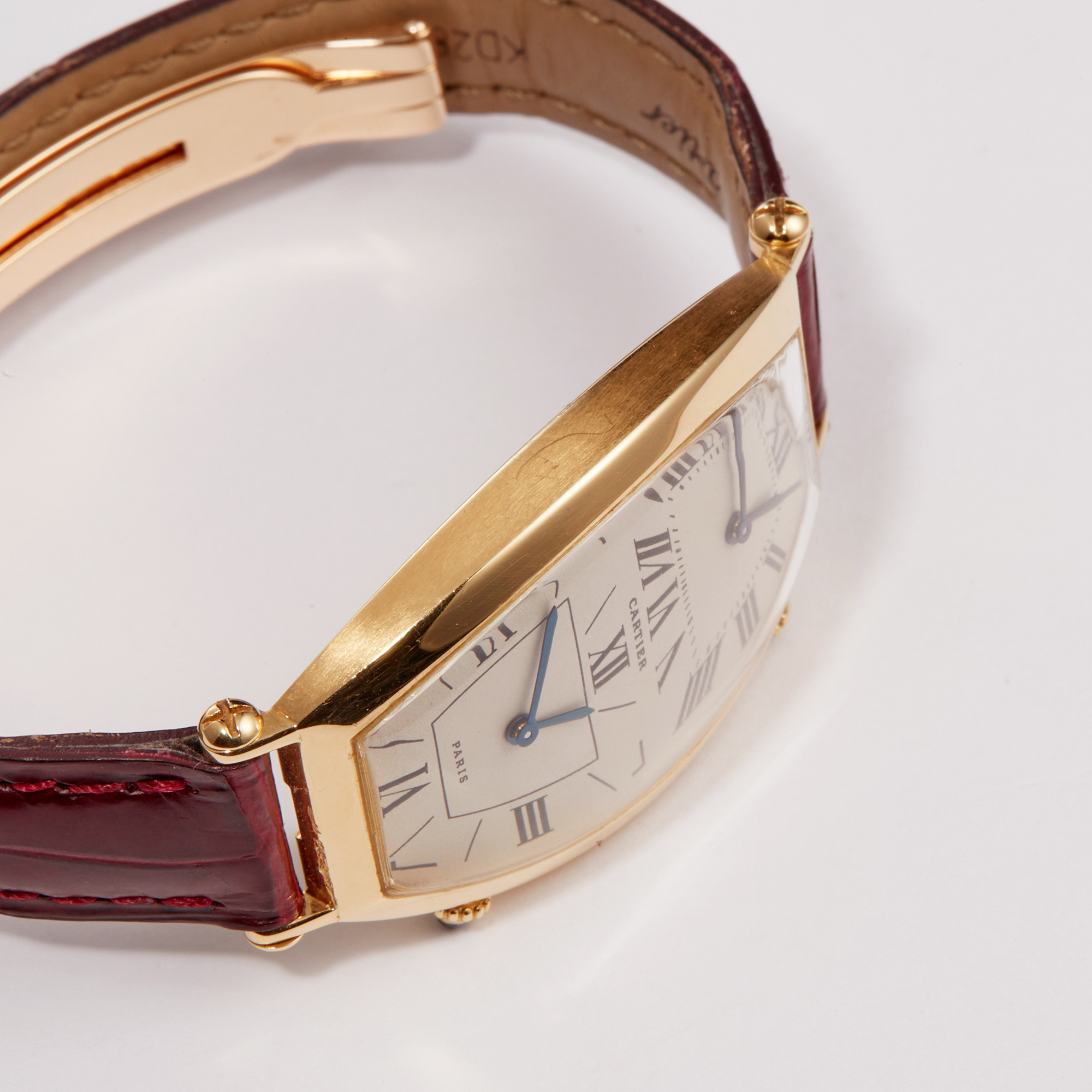 Tonneau Dual Time Yellow Gold White Dial 46mm Product Image 11