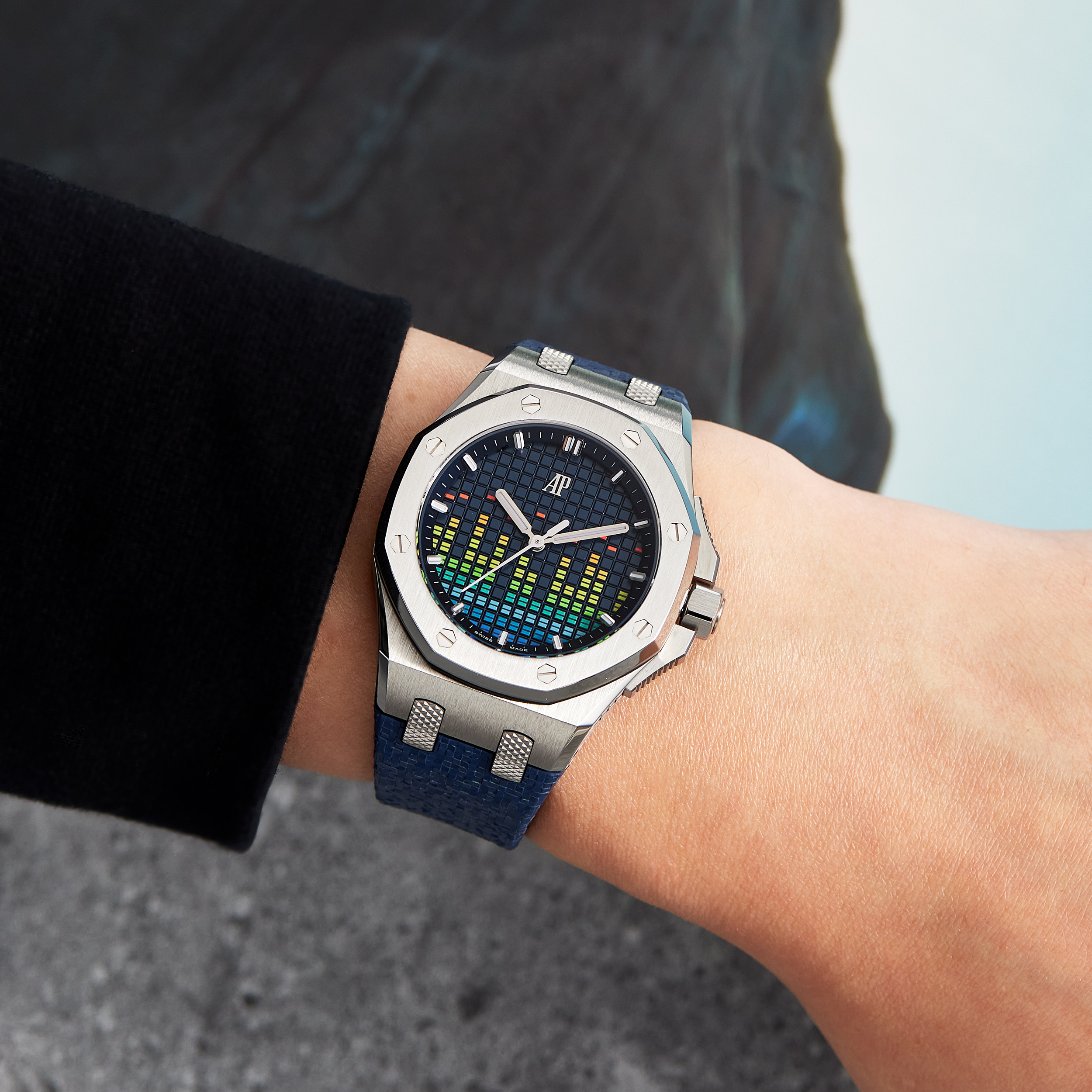 Royal Oak Offshore Music Edition Titanium Blue Dial 37mm Product Image 15